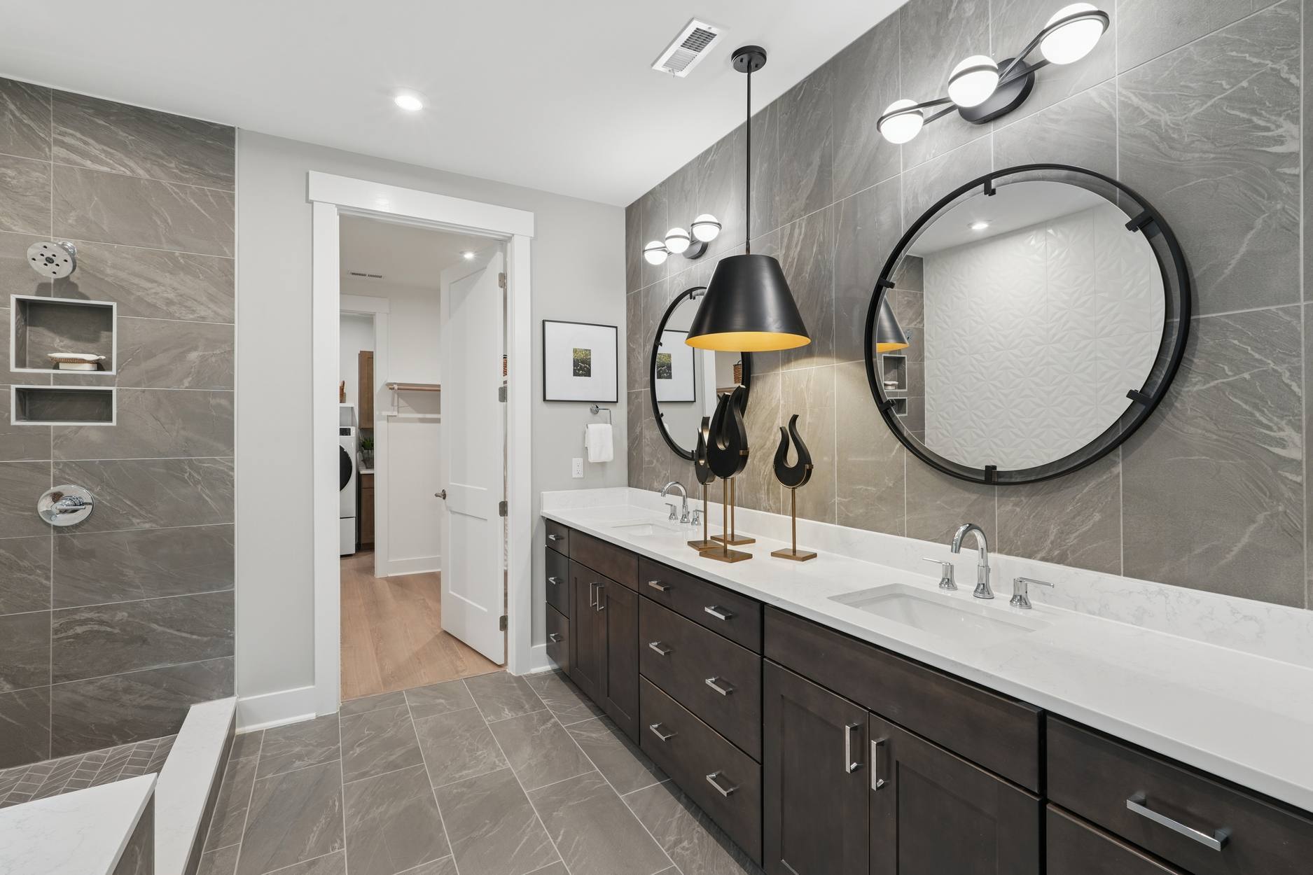 290 Streamside Terrace