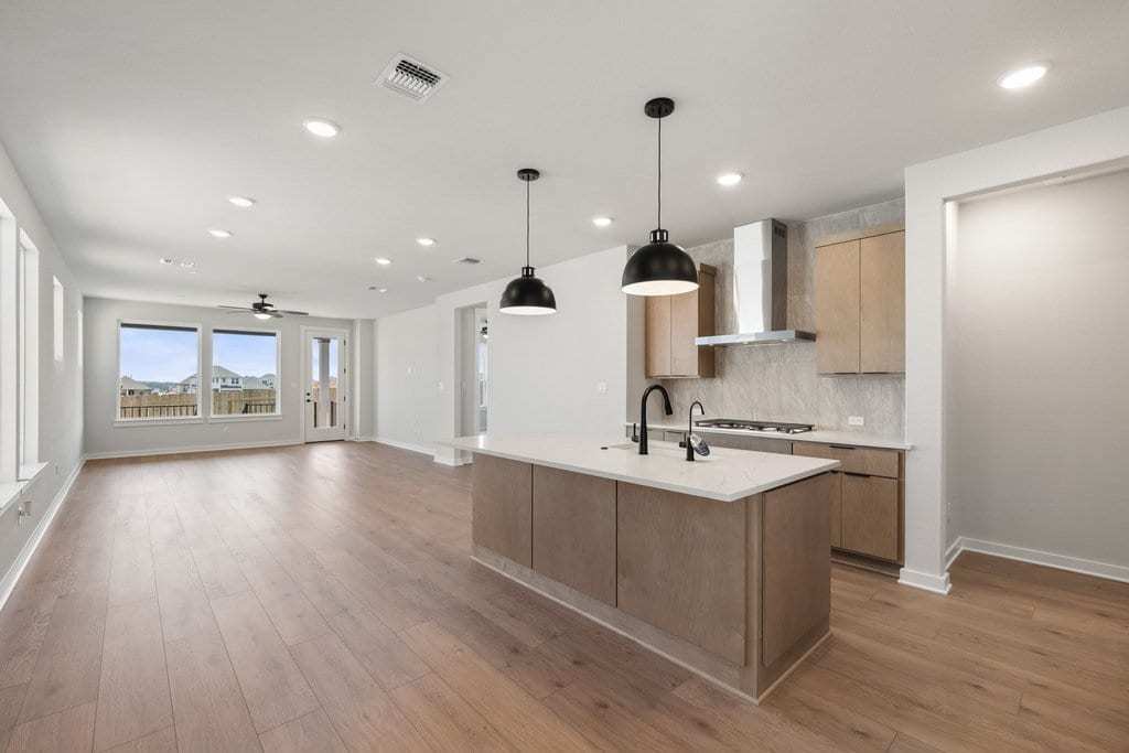 216 High Valley Drive