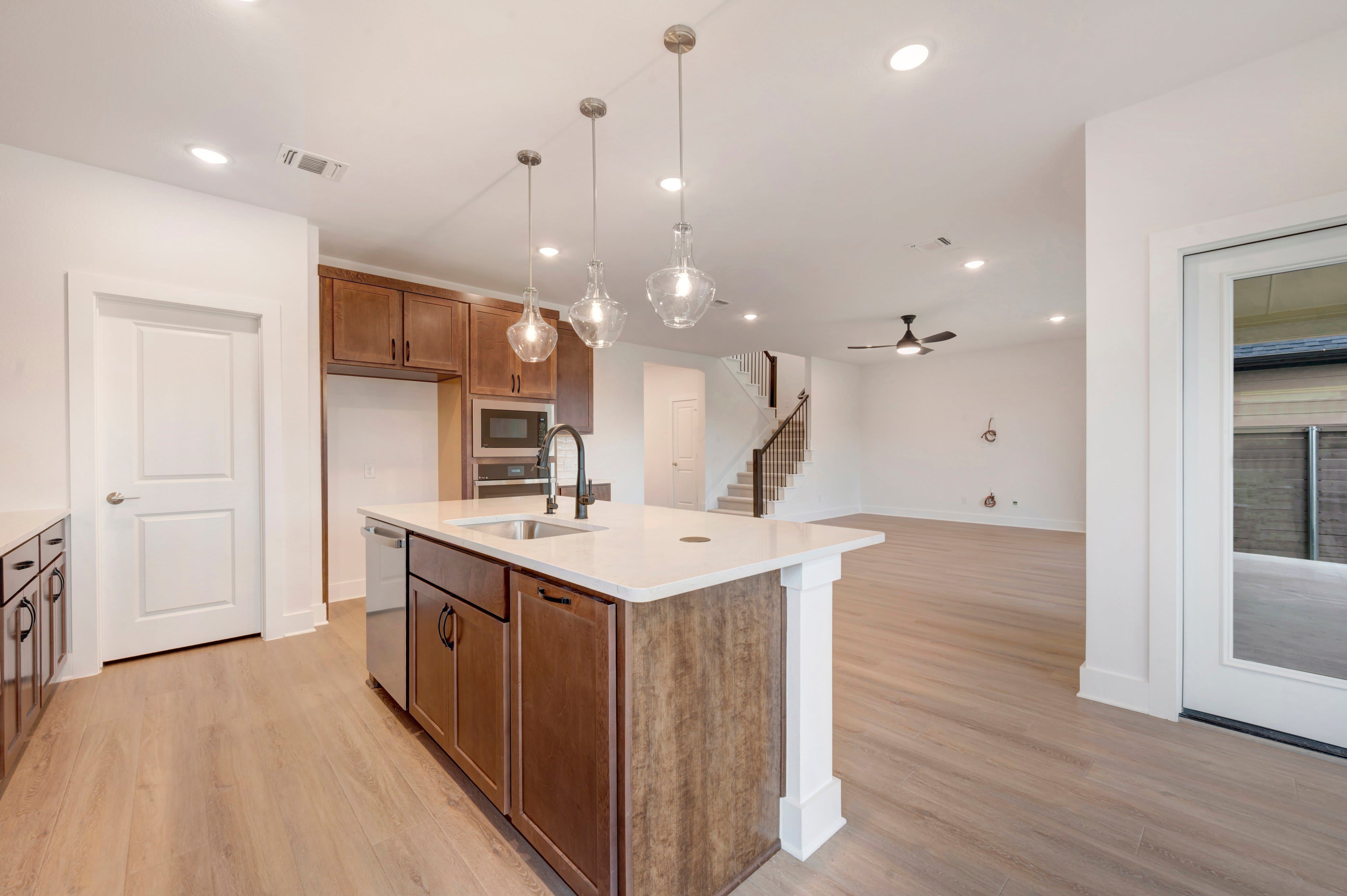 11621 Edgewood Drive