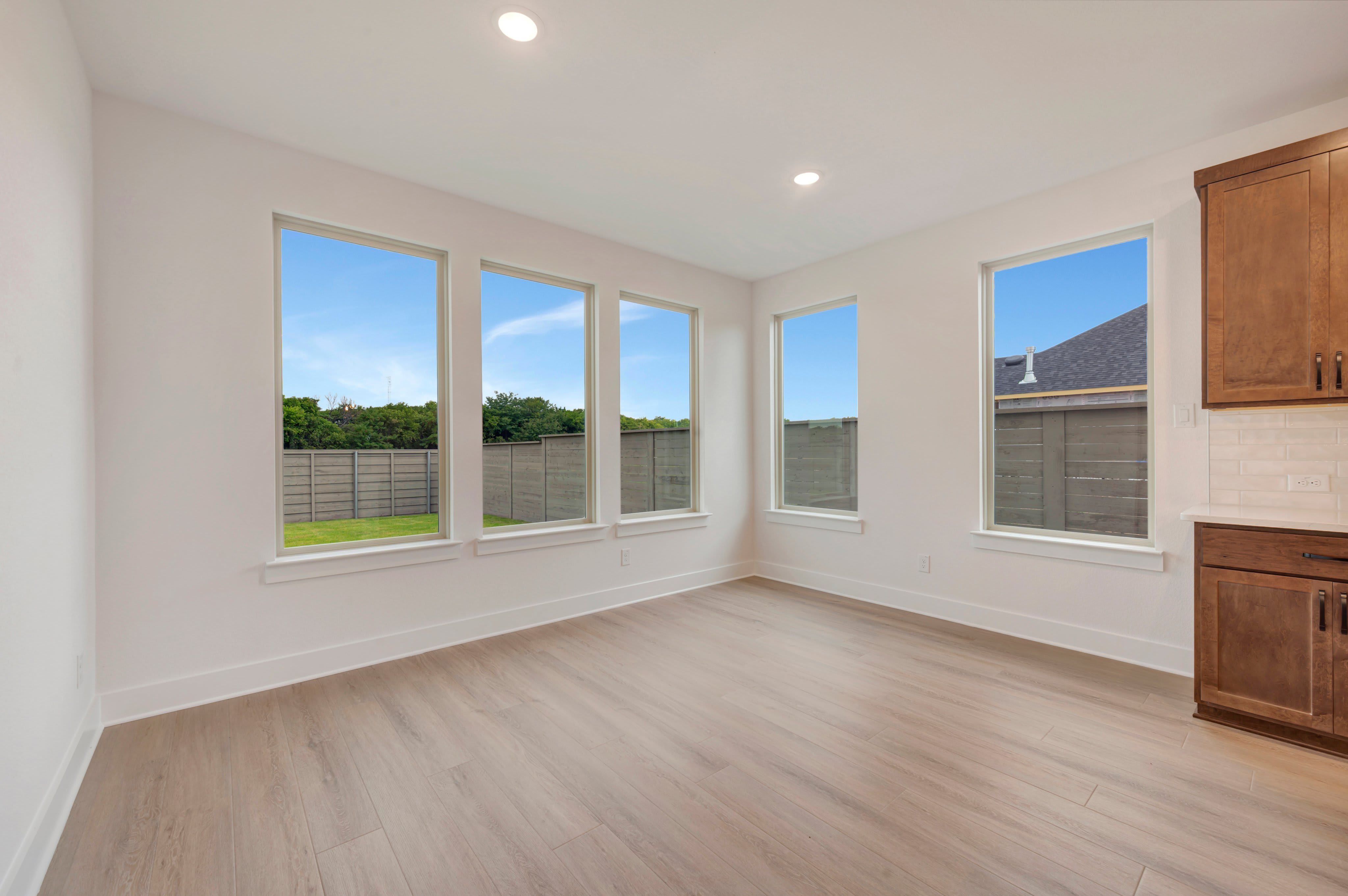 11621 Edgewood Drive