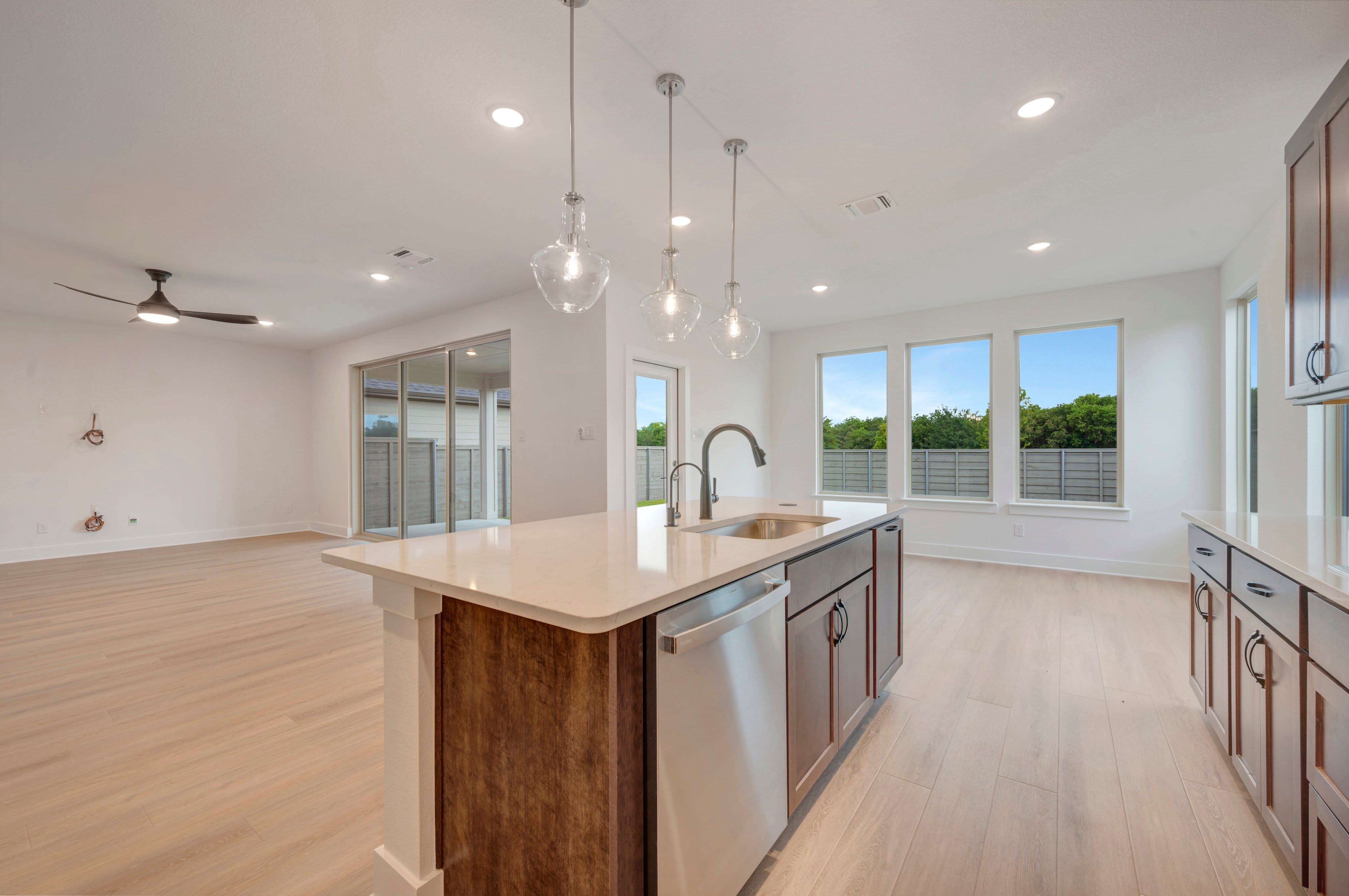 11621 Edgewood Drive
