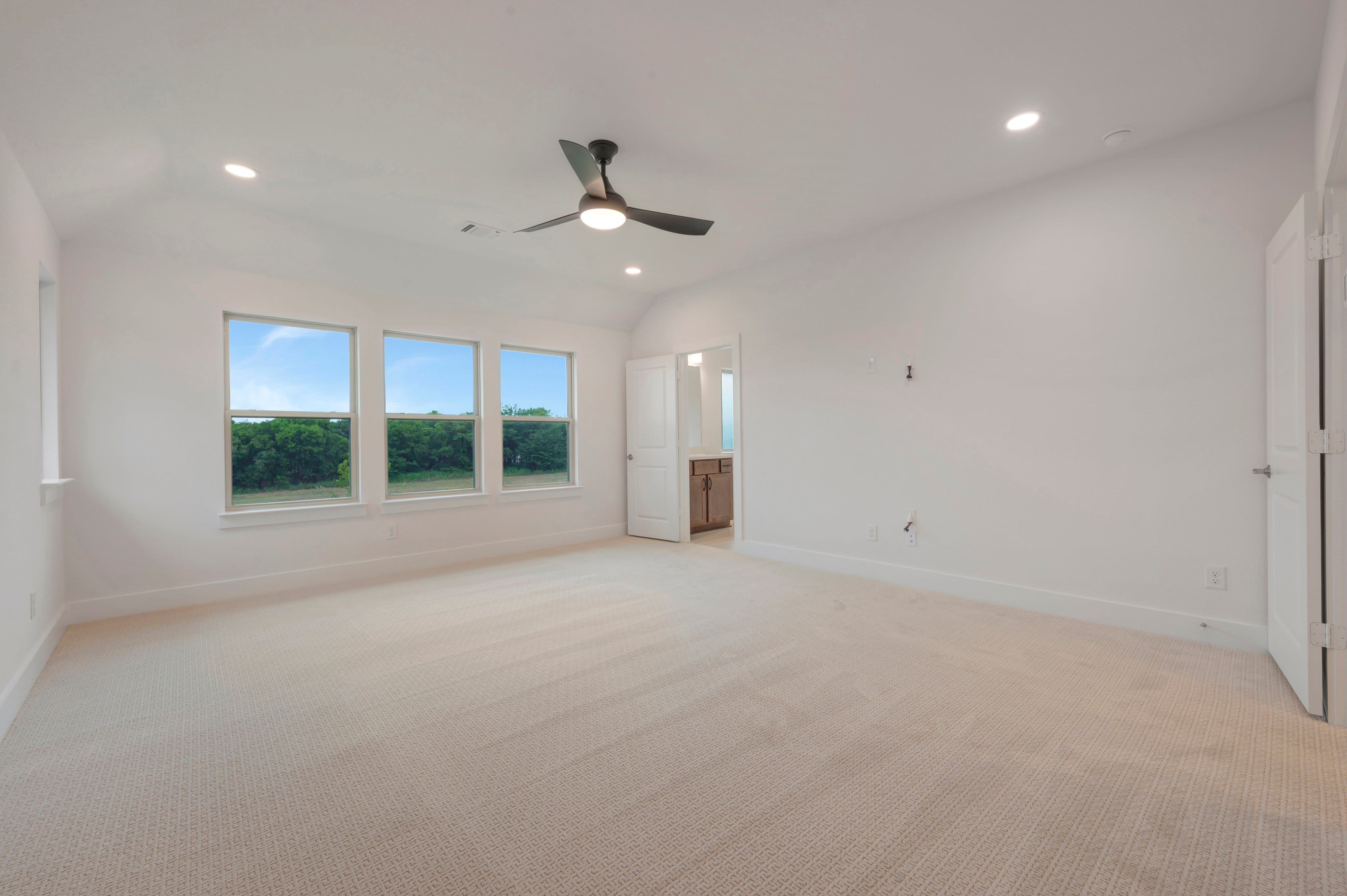 11621 Edgewood Drive