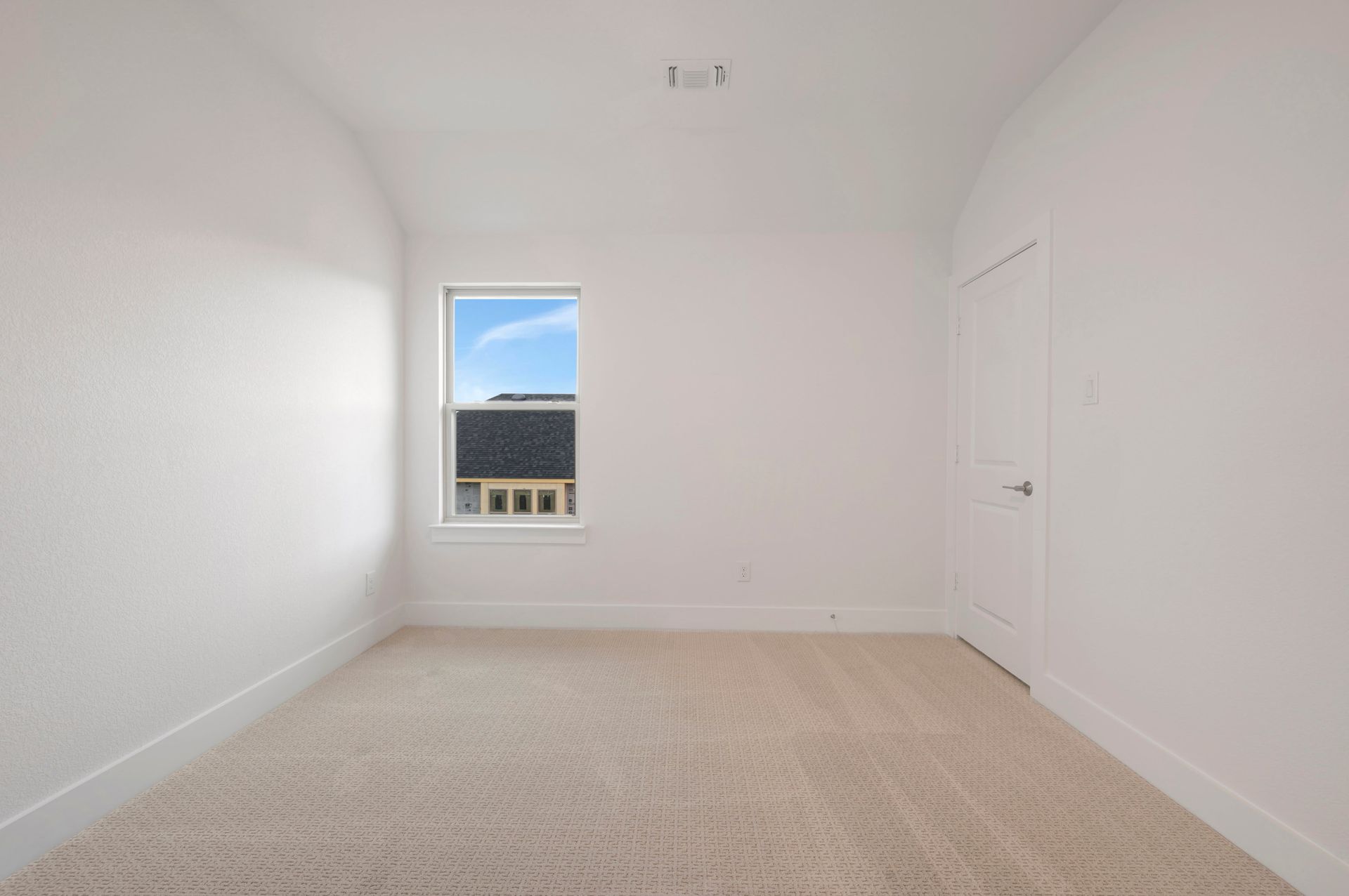 11621 Edgewood Drive