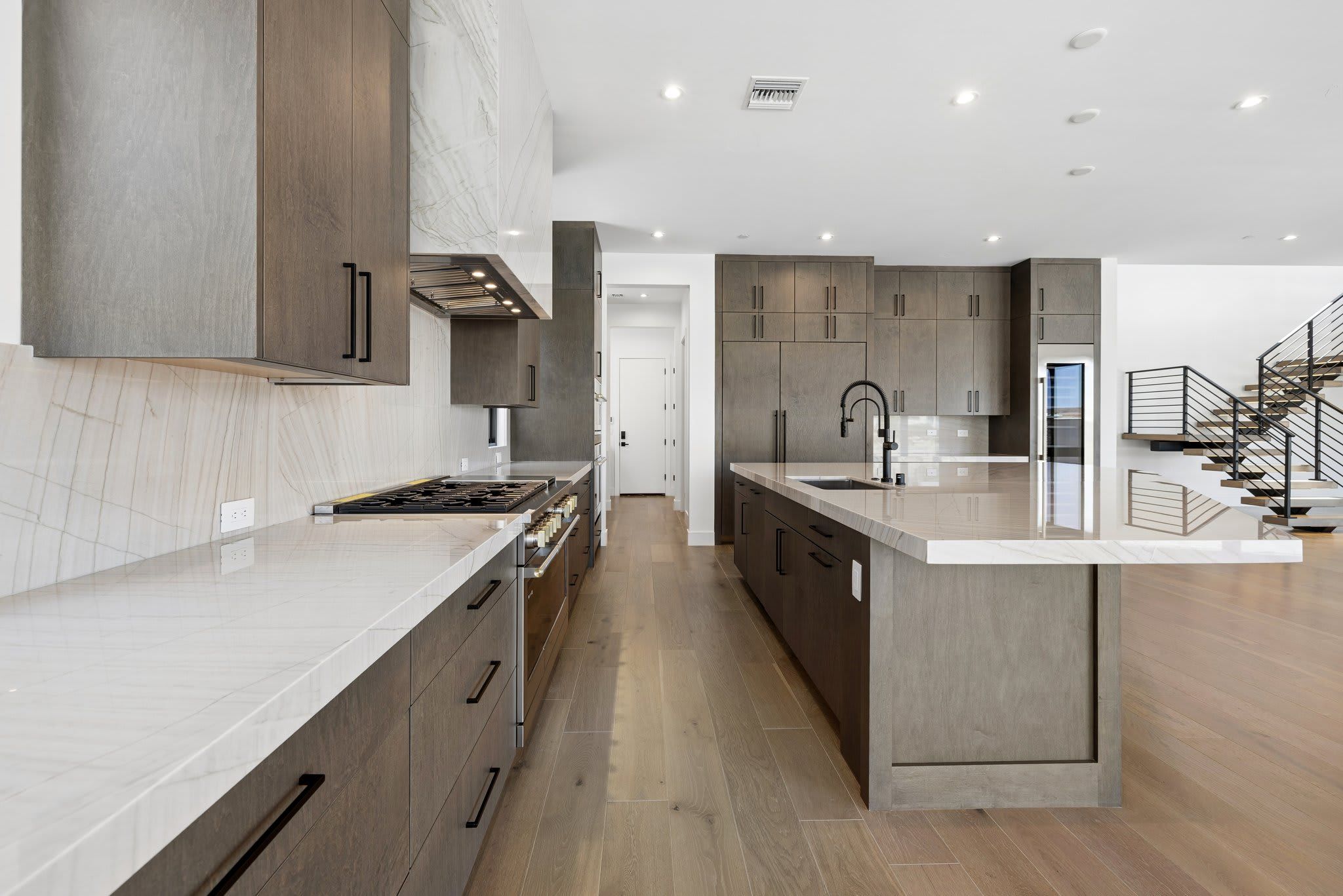 50 BELLISSIMA LAGO COURT