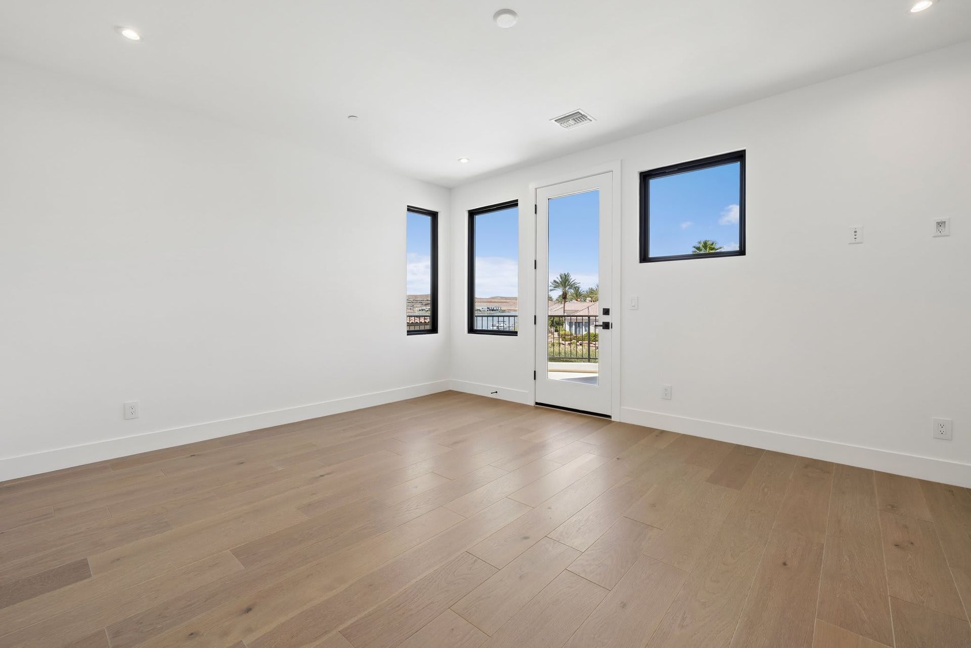 50 Bellissima Lago Court