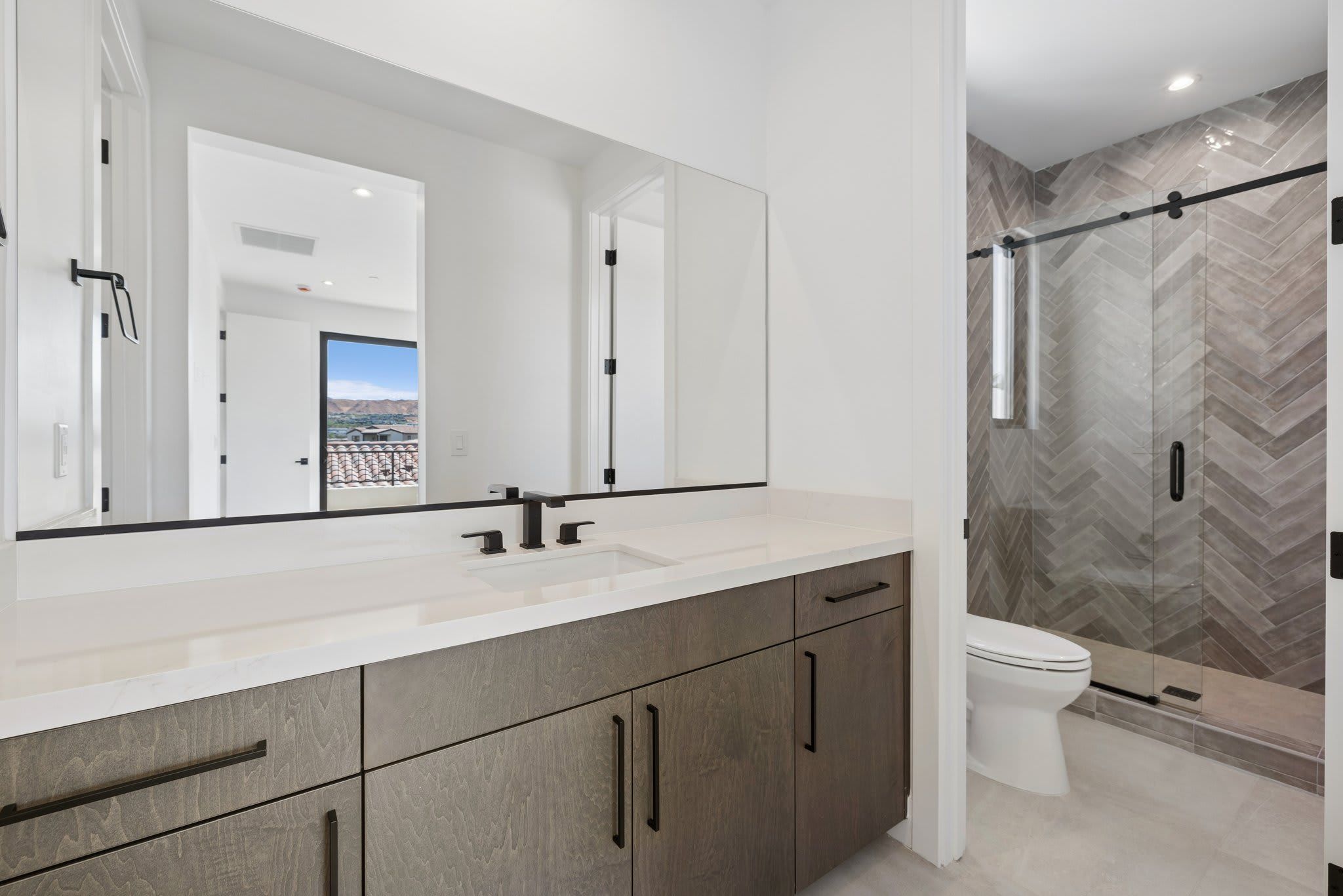 50 BELLISSIMA LAGO COURT