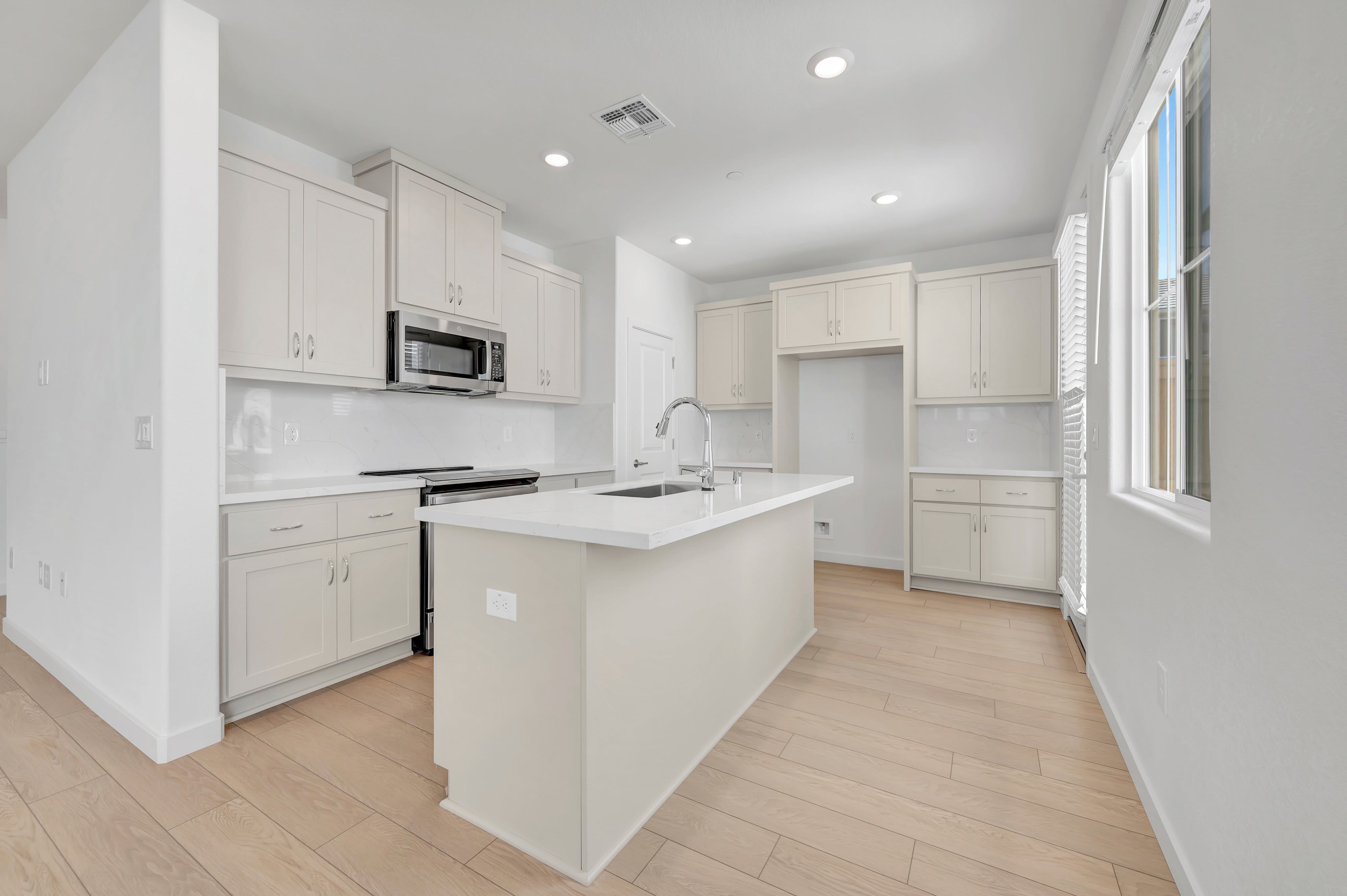 14545 Southpointe Drive #41