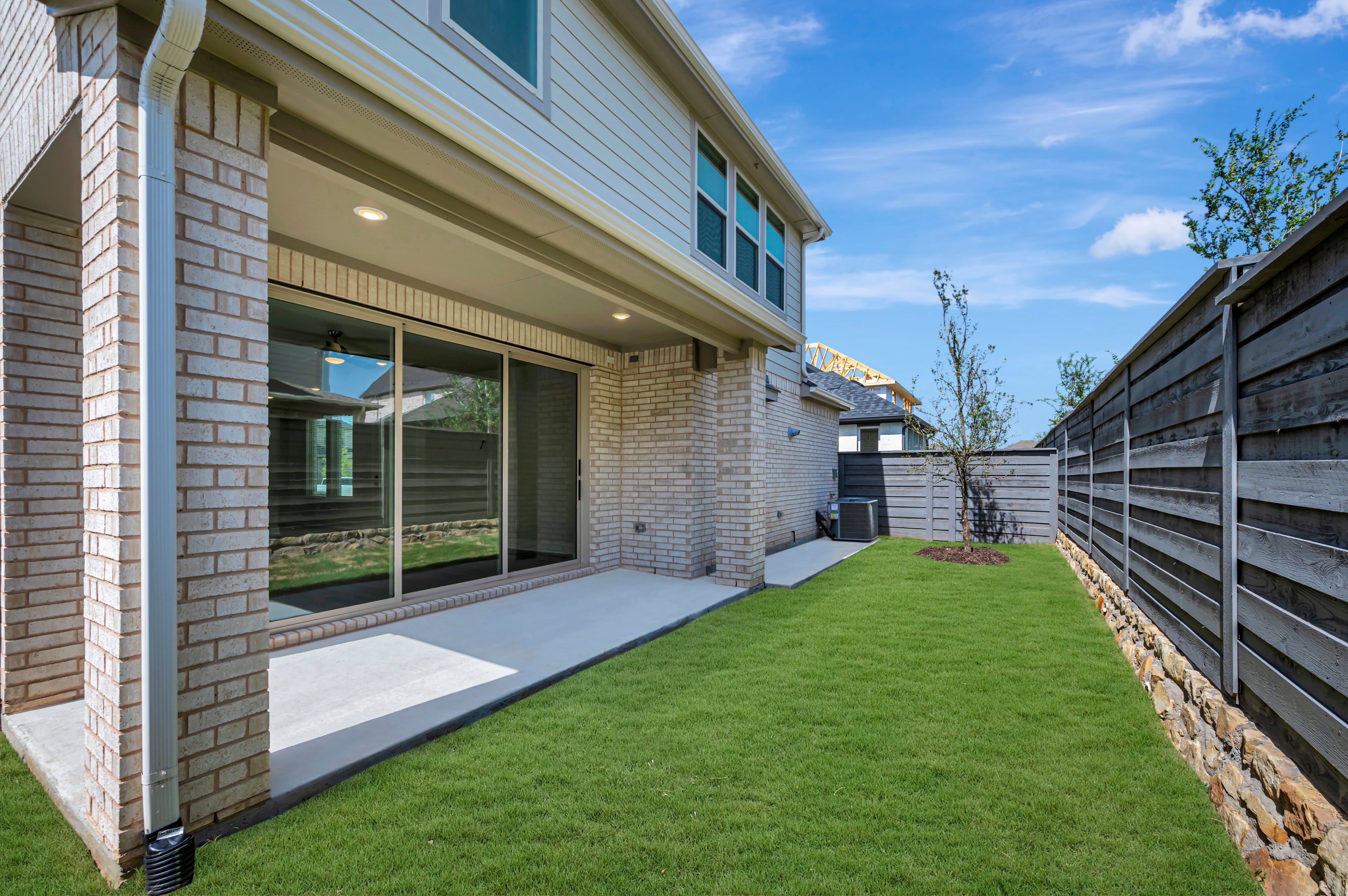 1113 Amaryllis Lane