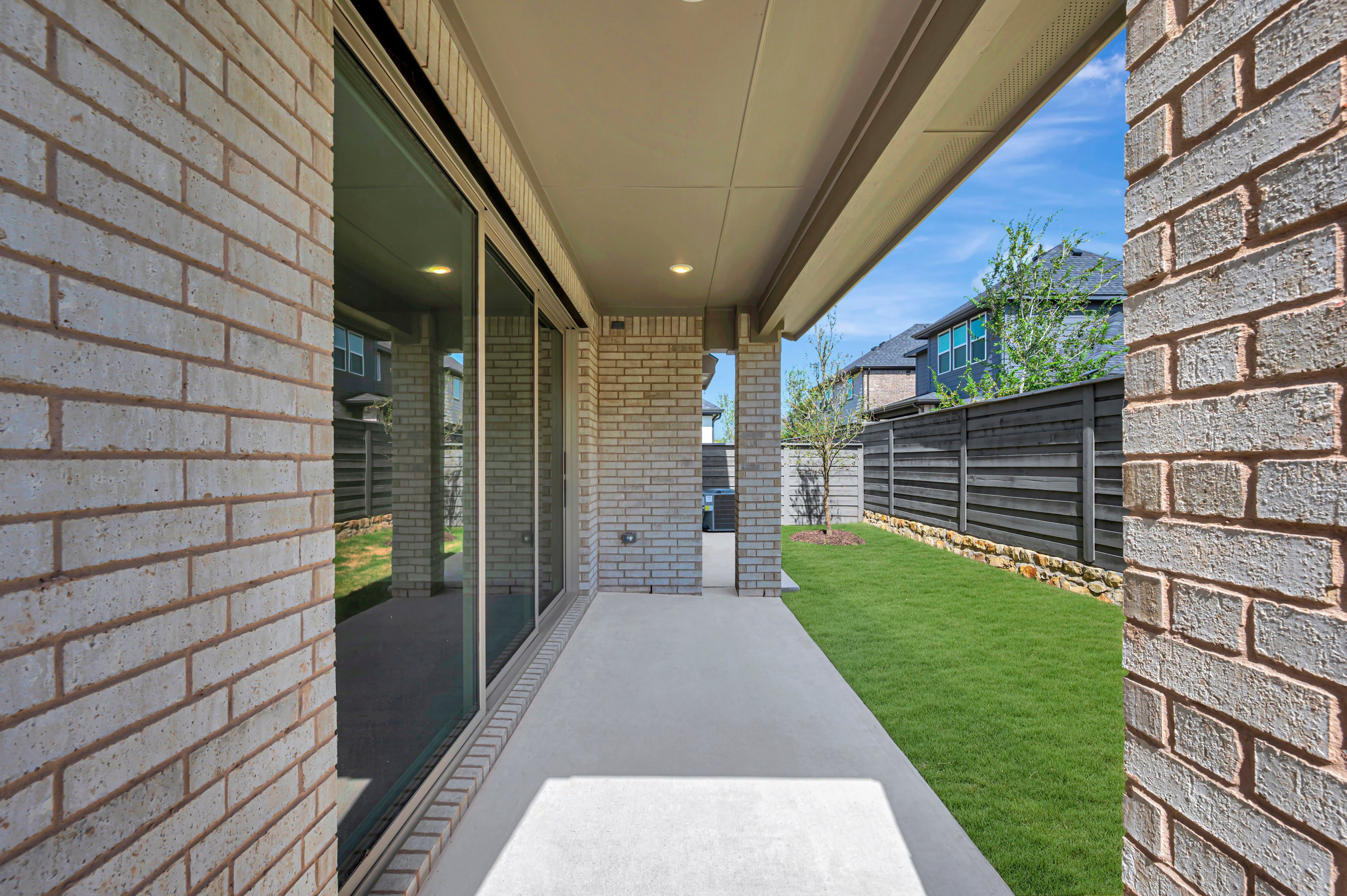 1113 Amaryllis Lane