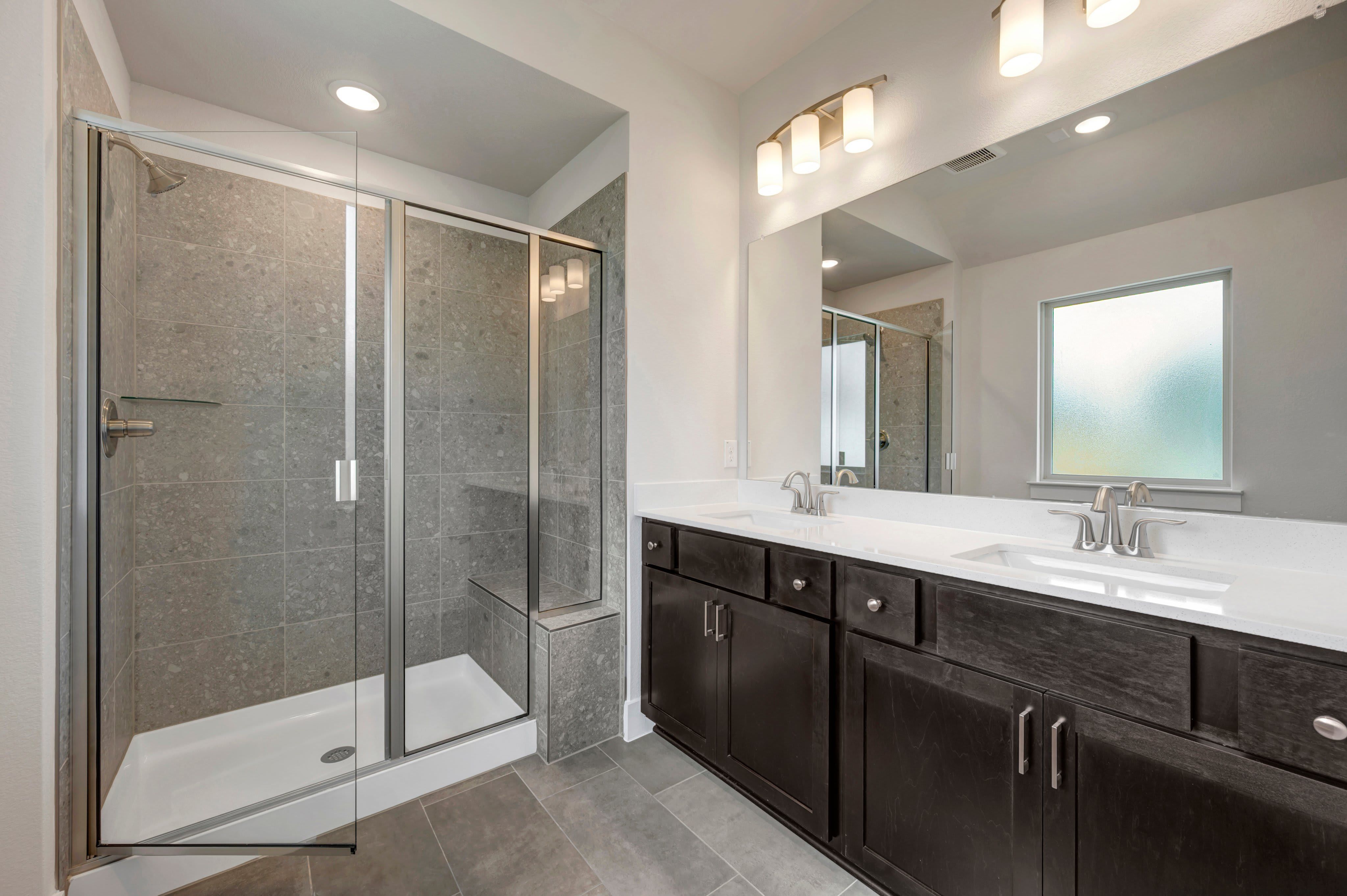 1113 Amaryllis Lane