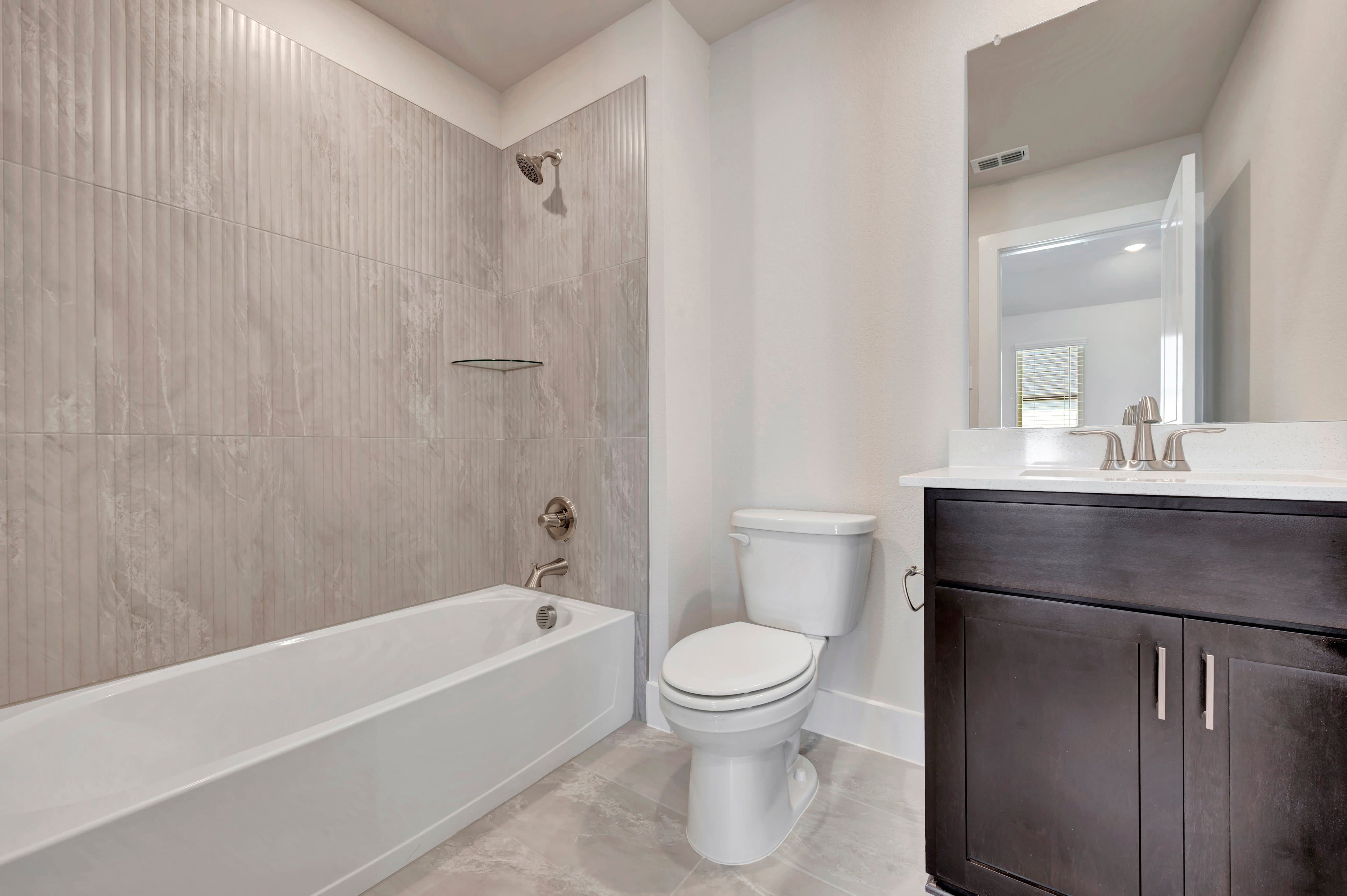 1113 Amaryllis Lane