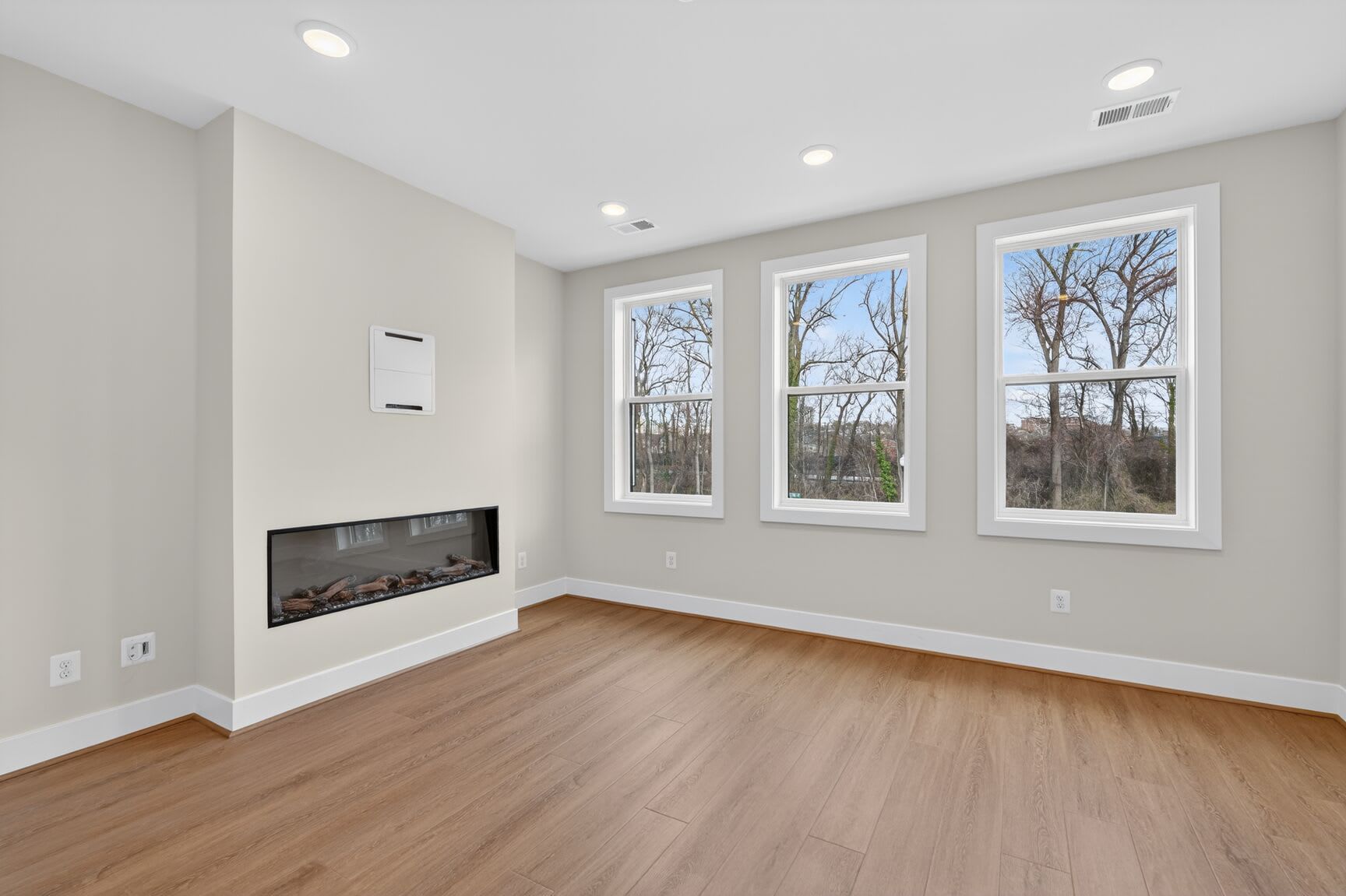 4973 Lachlan Mews