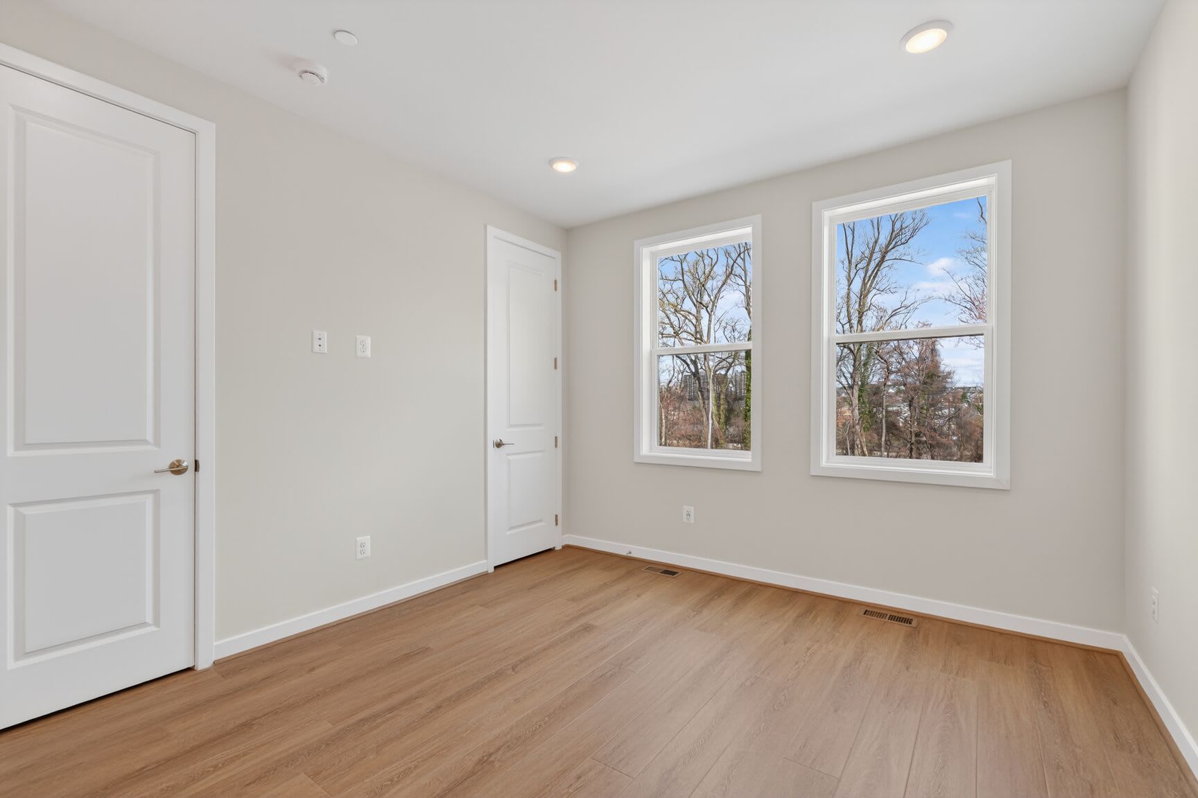 4973 Lachlan Mews