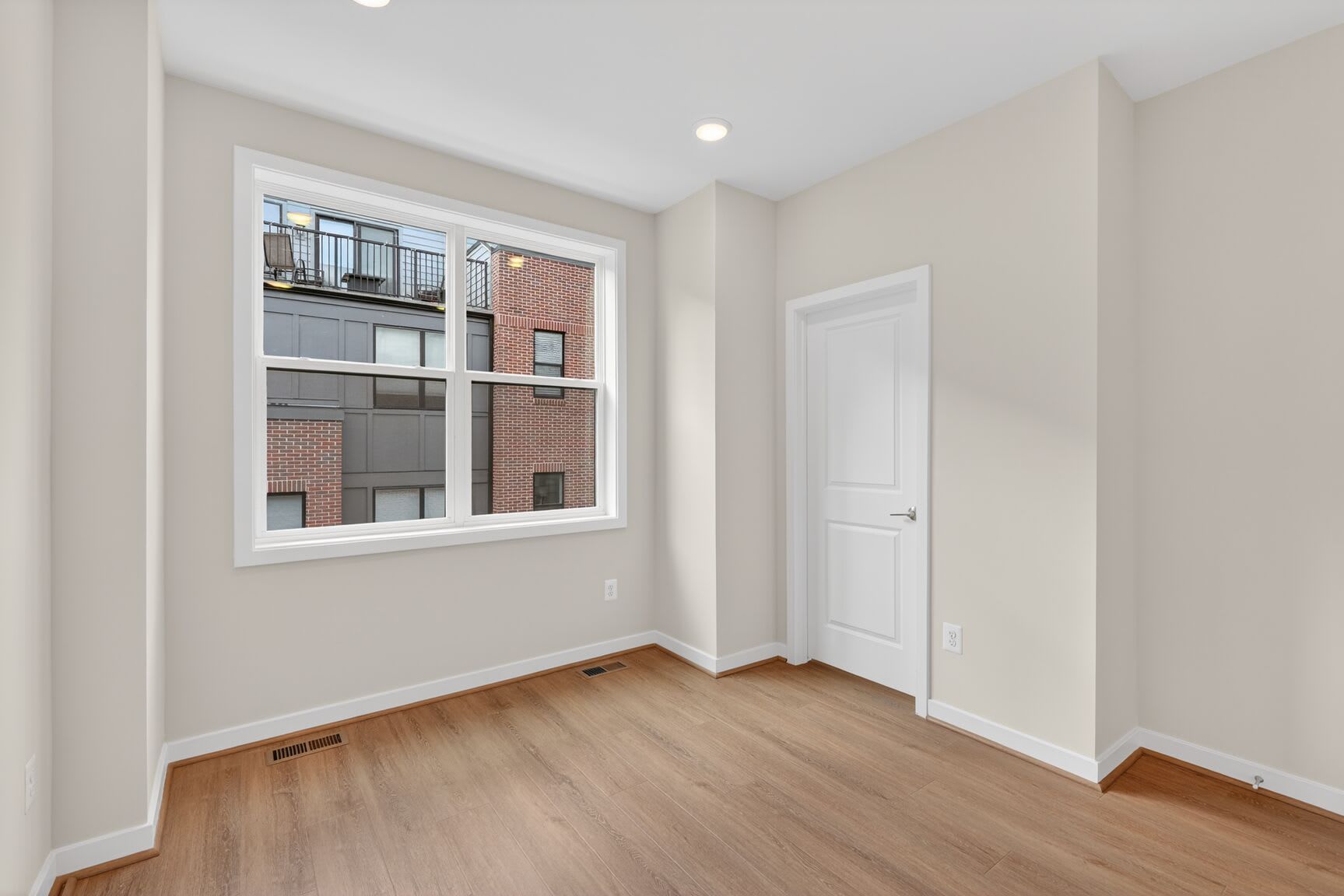 4973 Lachlan Mews