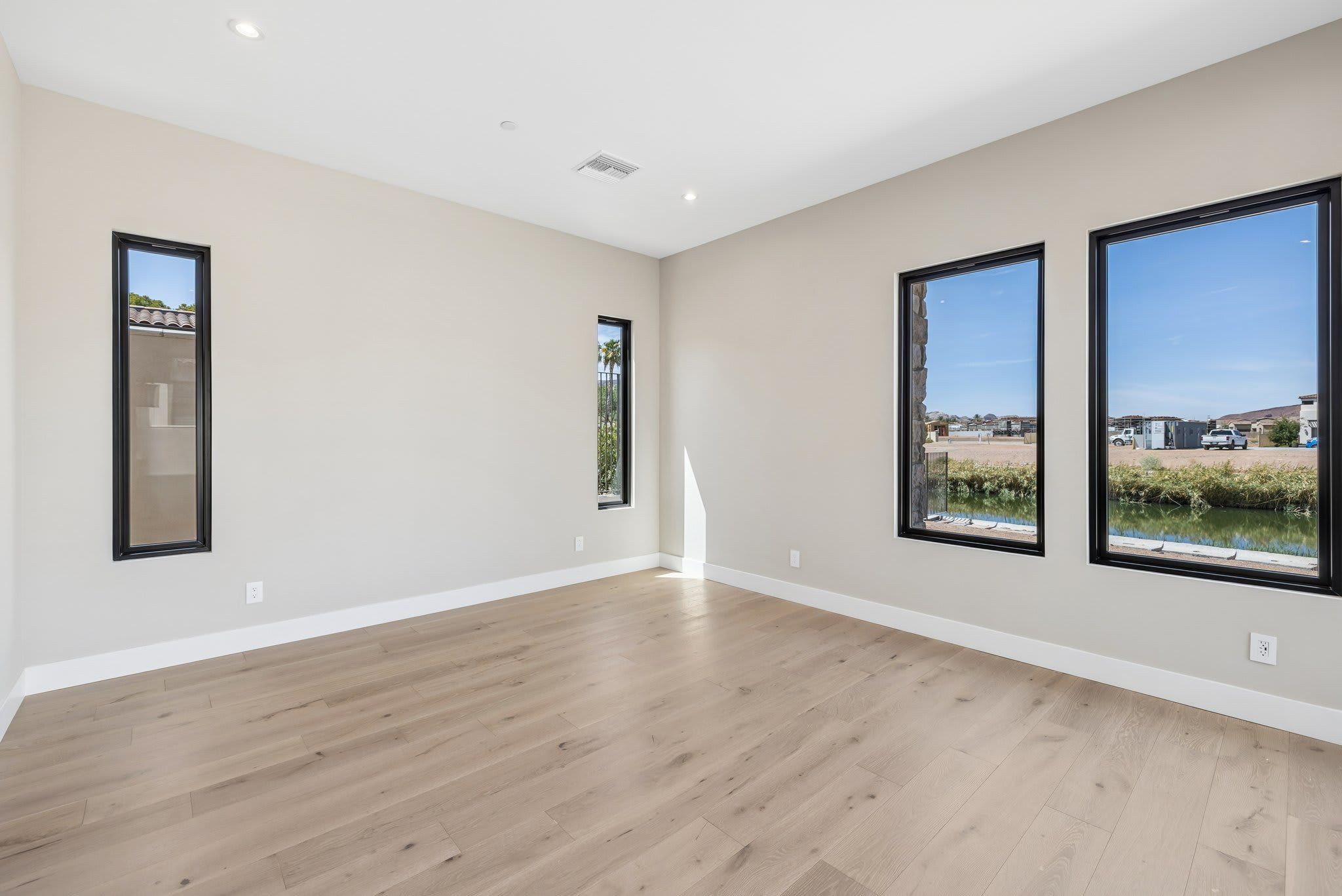 53 Bellissima Lago Court