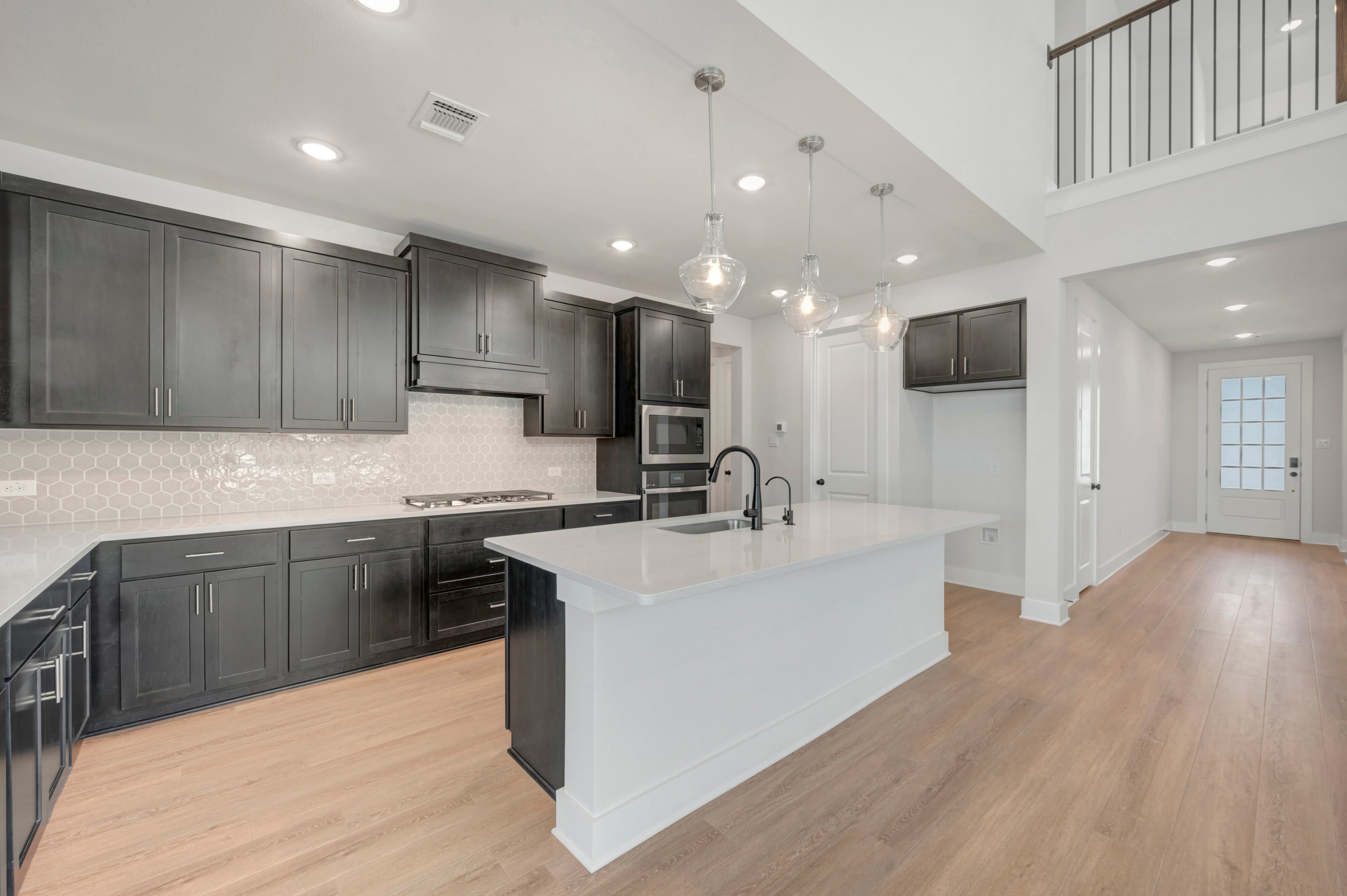 1732 Nesting Robin Lane