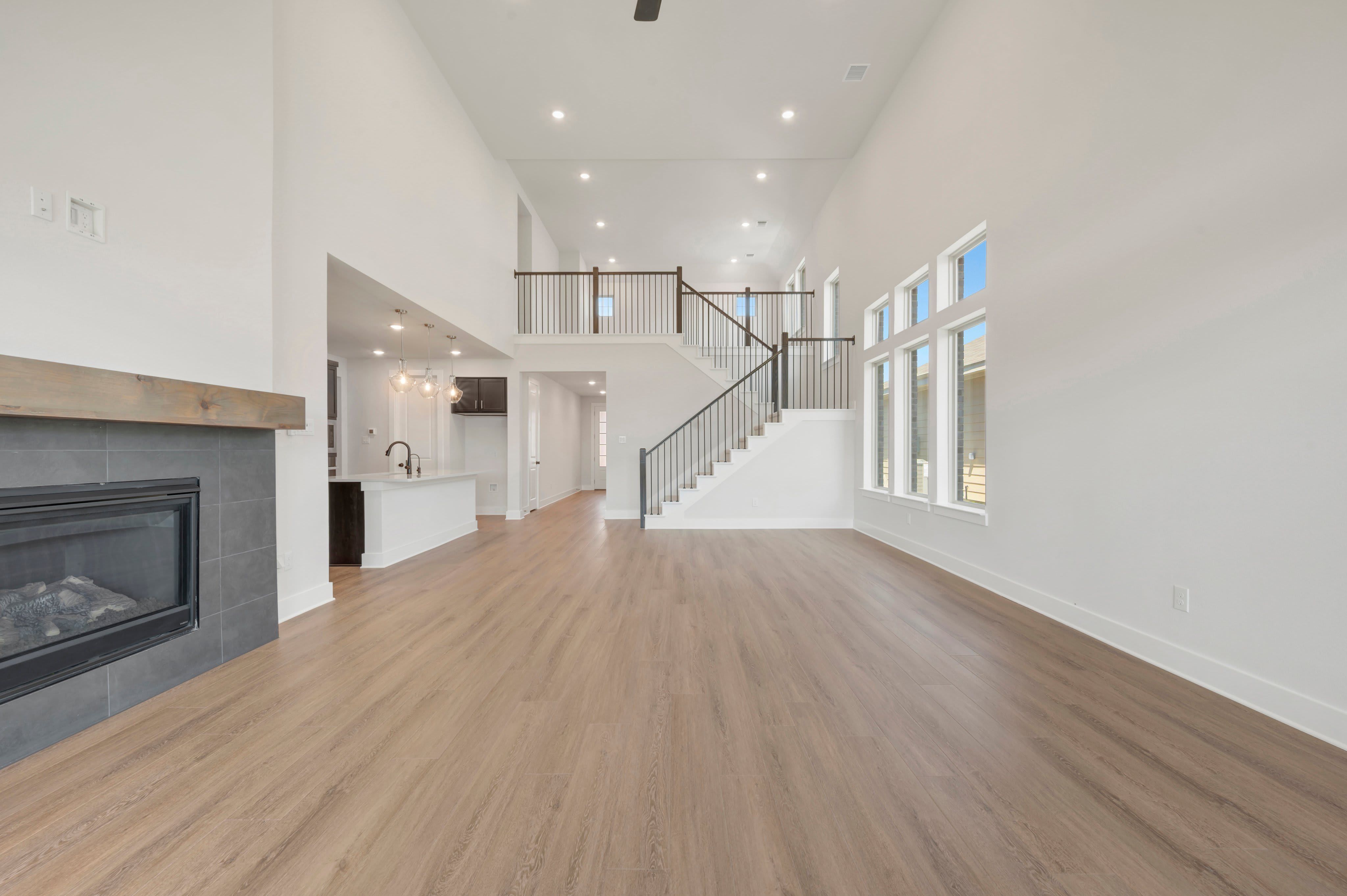 1732 Nesting Robin Lane