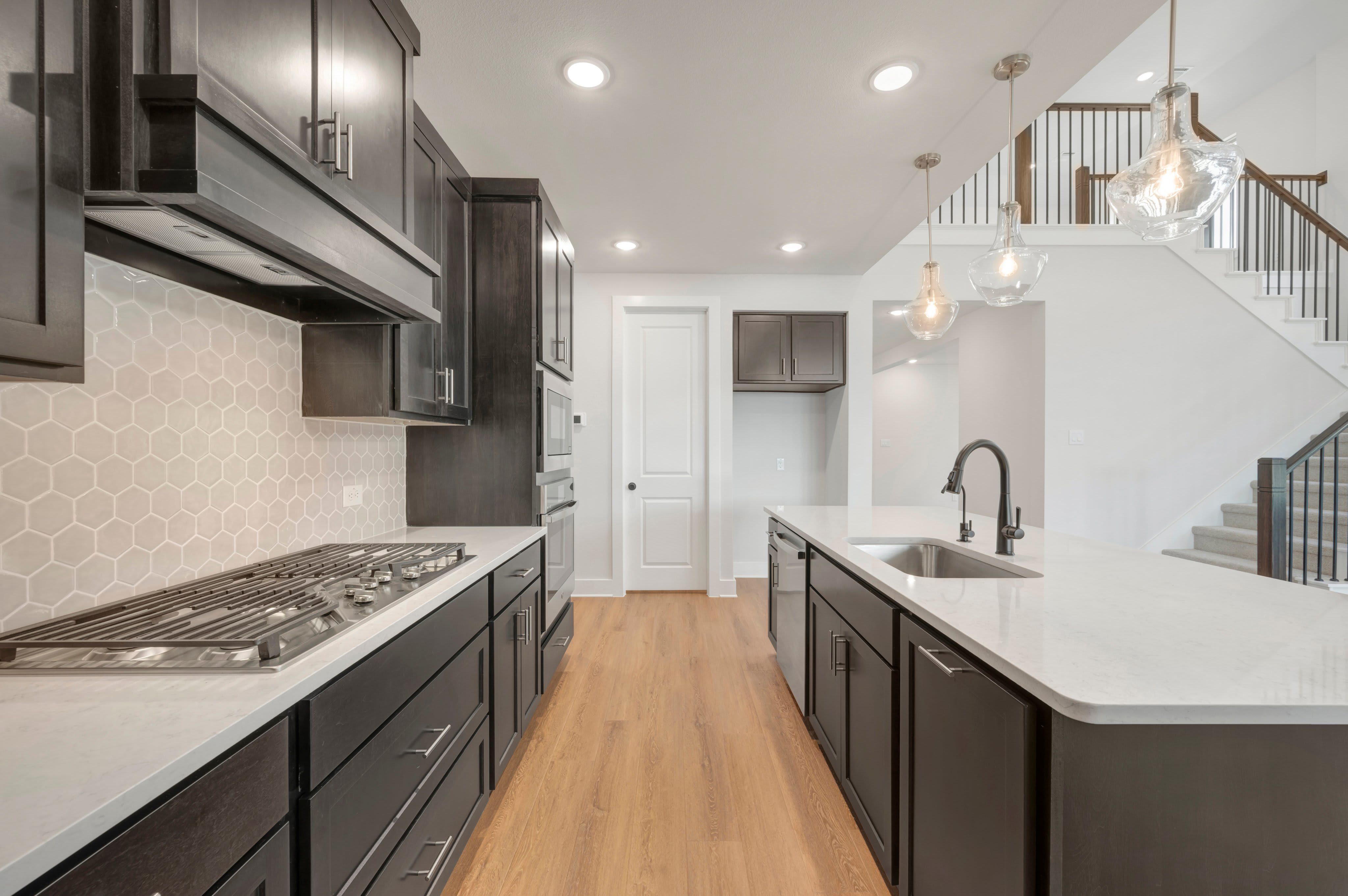 1732 Nesting Robin Lane
