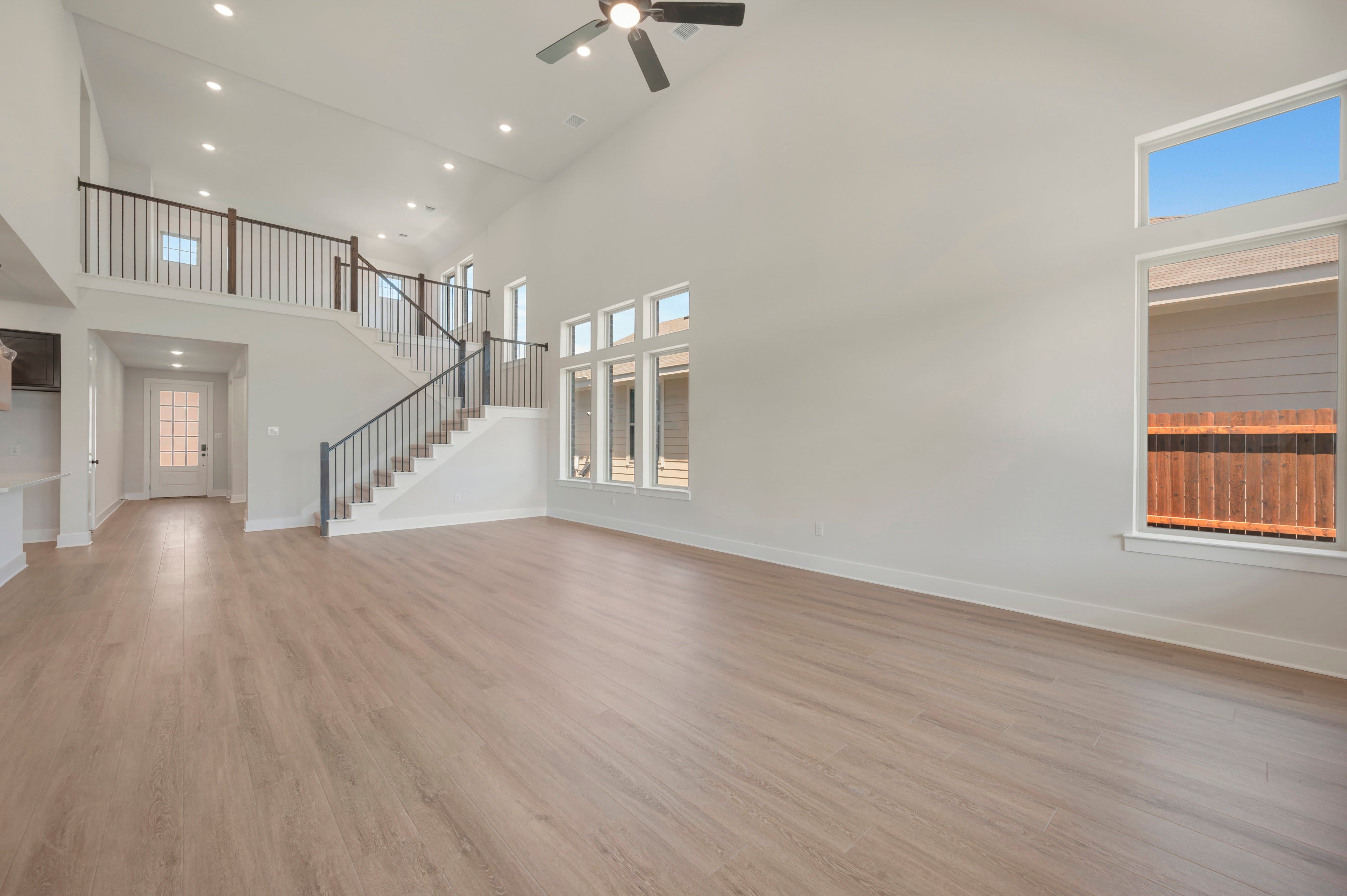 1732 Nesting Robin Lane