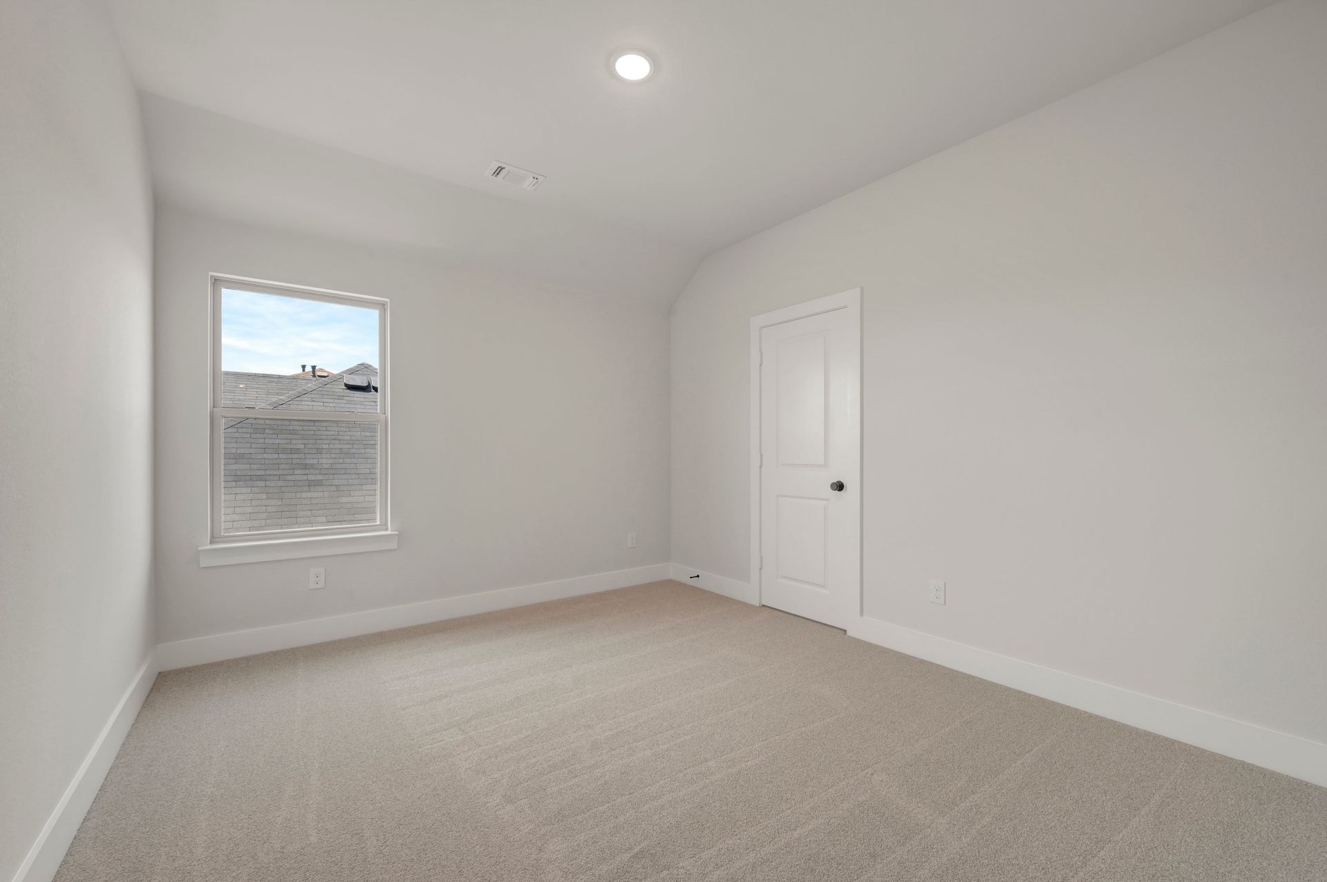 1732 Nesting Robin Lane