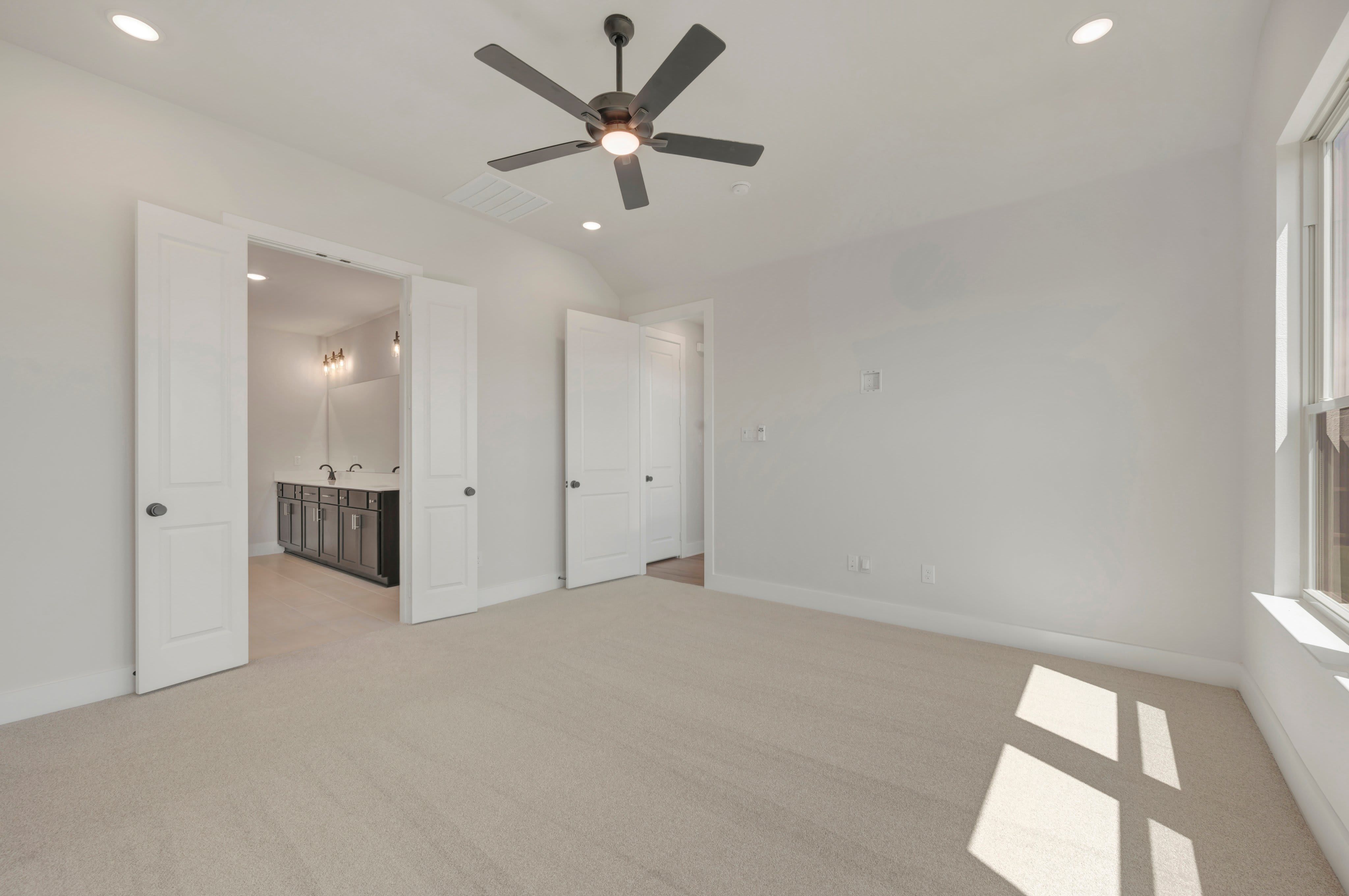 1732 Nesting Robin Lane