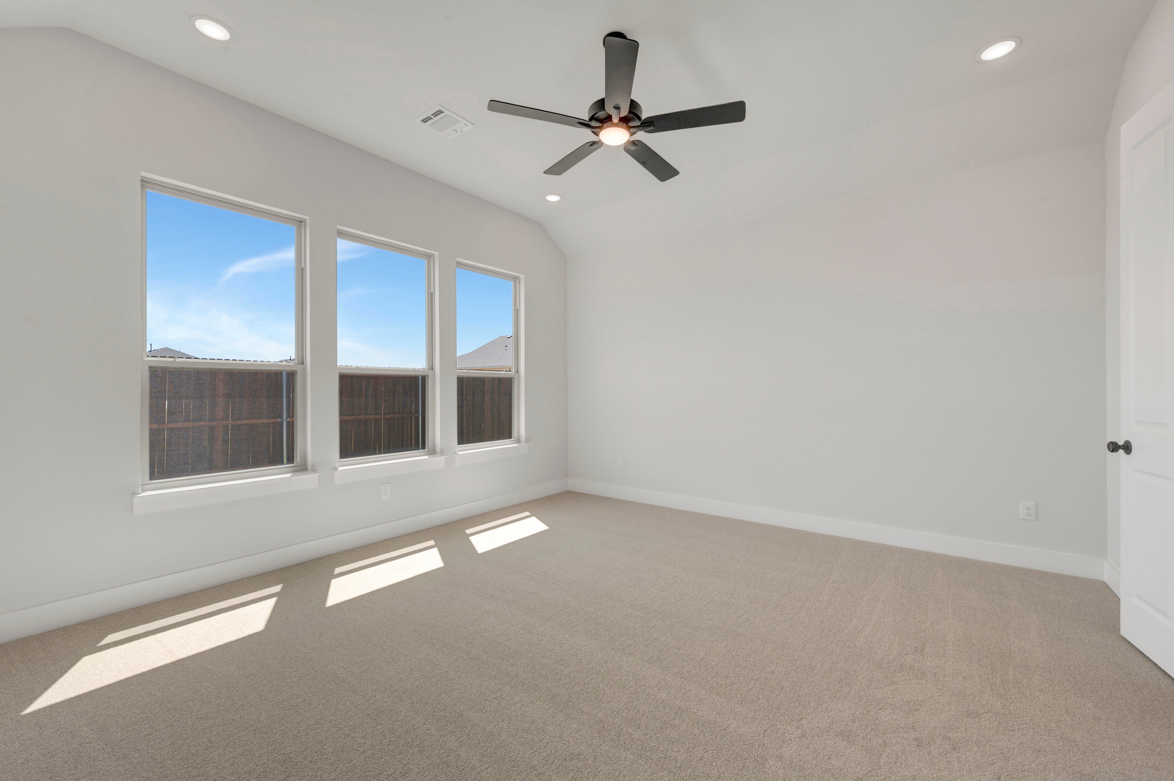1732 Nesting Robin Lane