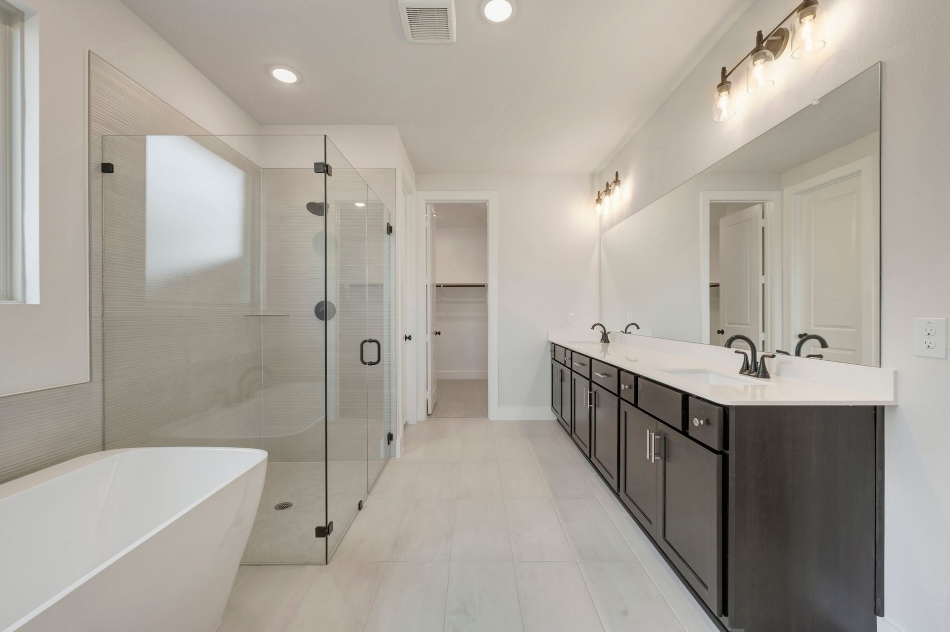 1732 Nesting Robin Lane