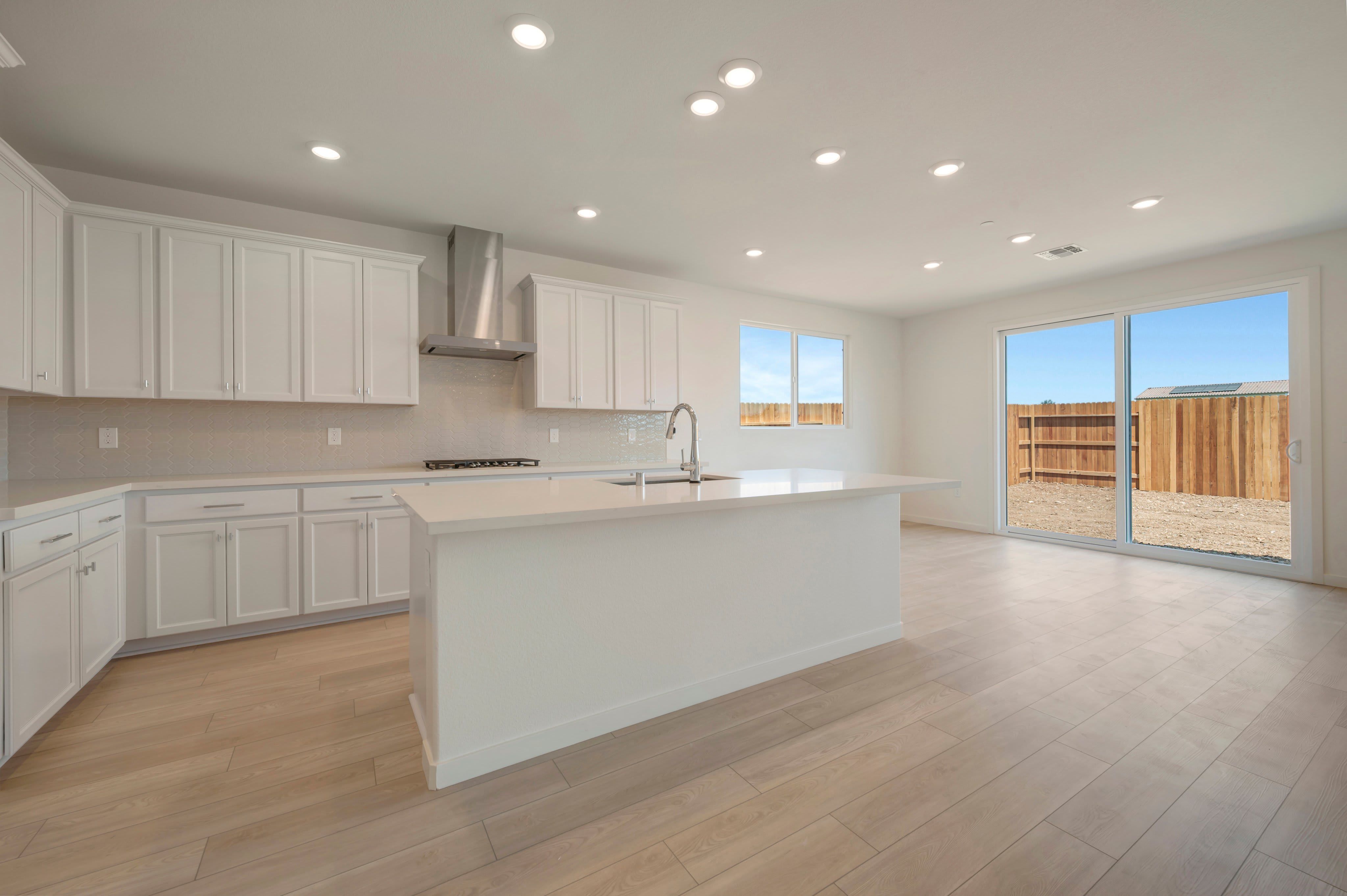 12188 Blue Indigo Cir