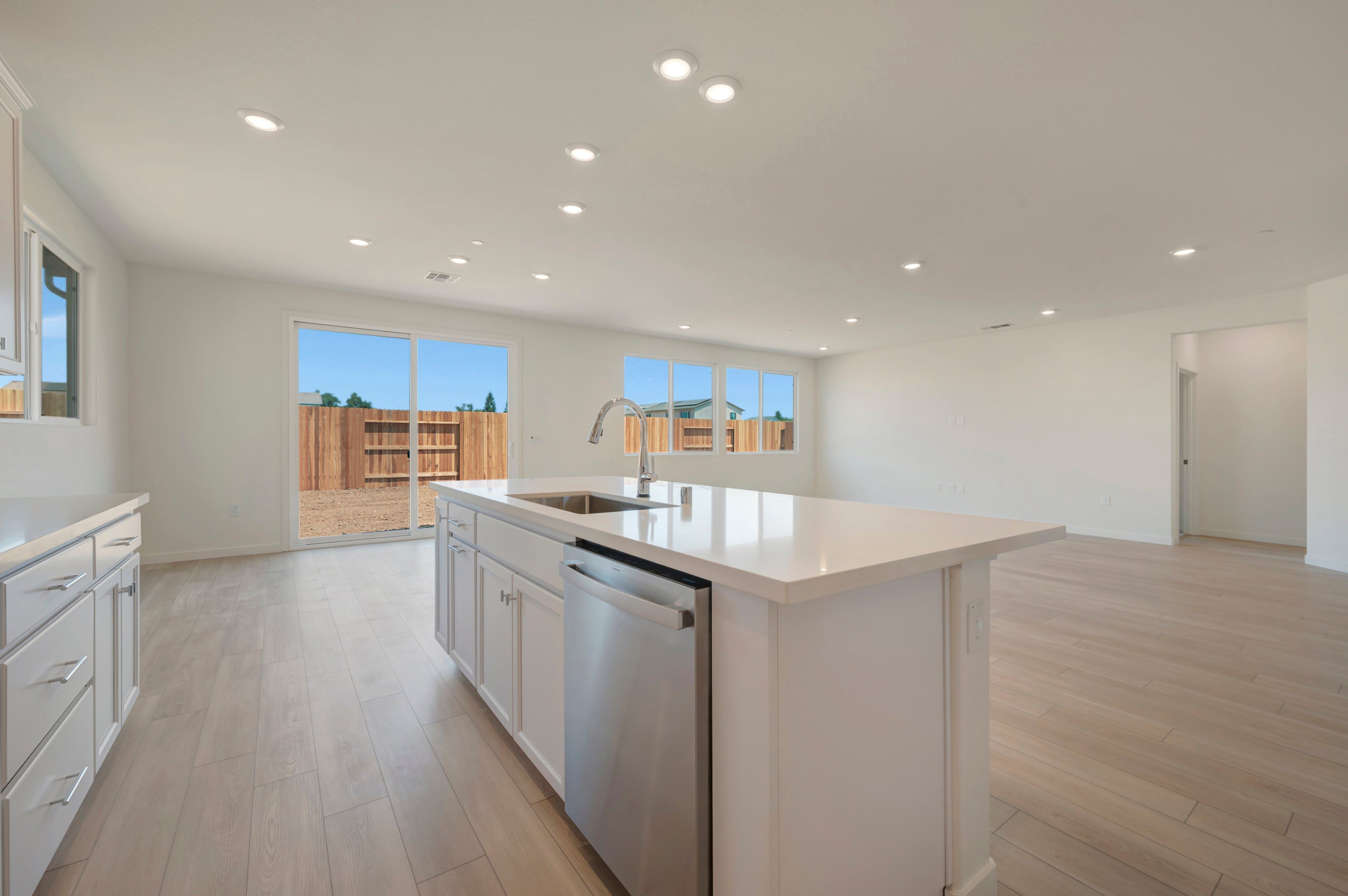 12188 Blue Indigo Cir