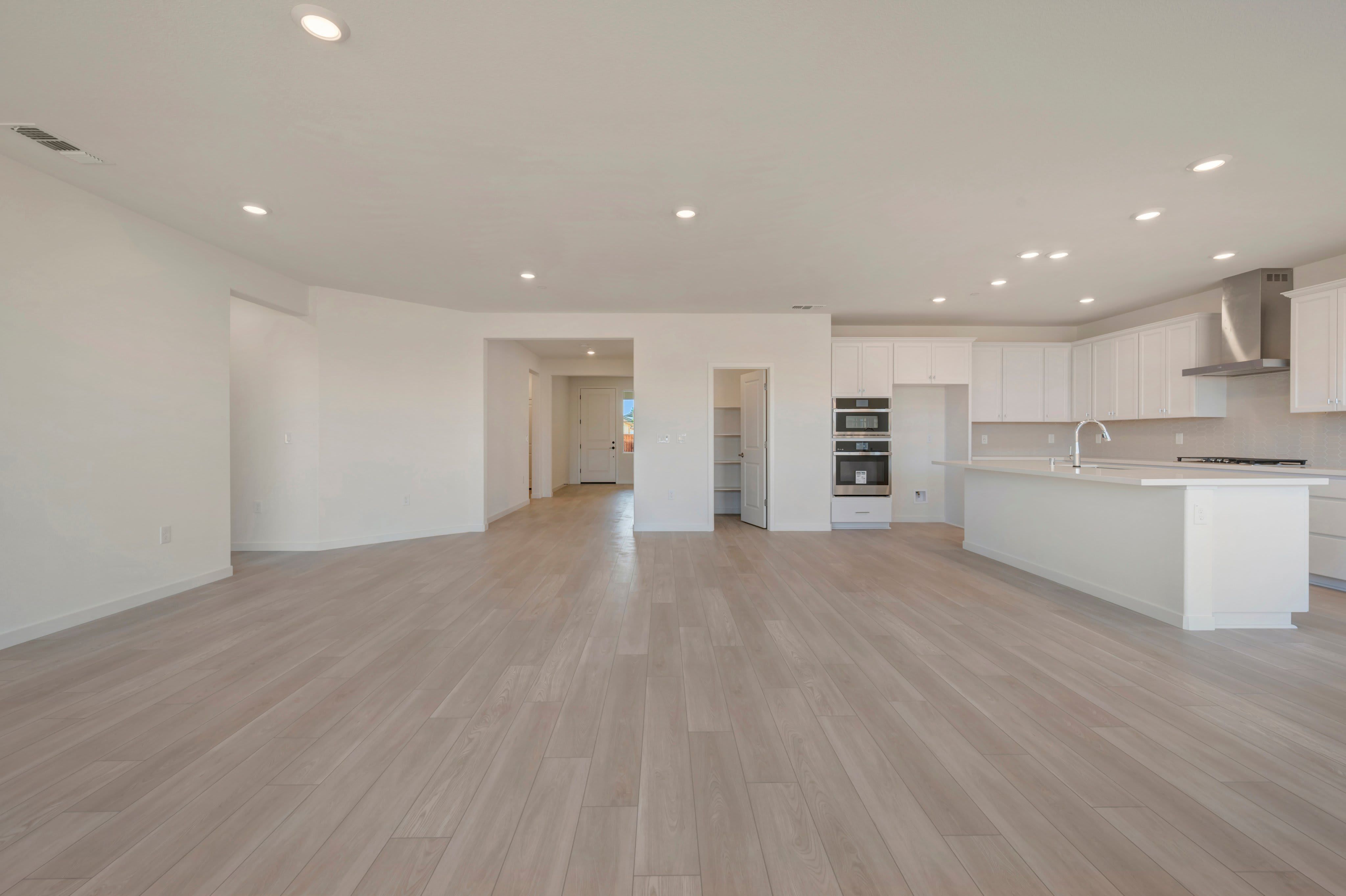 12188 Blue Indigo Cir