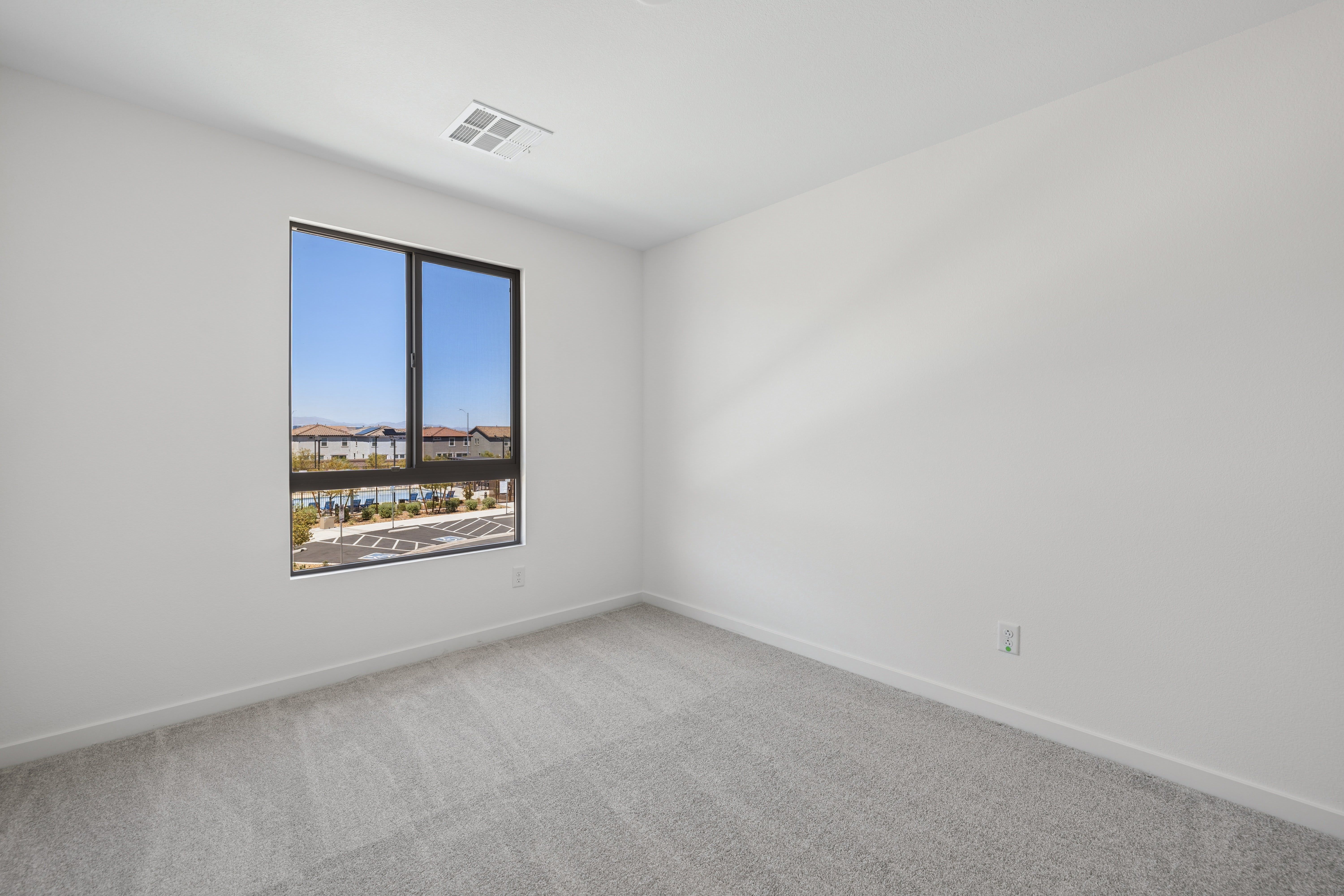 4285 PARK EDGE COURT