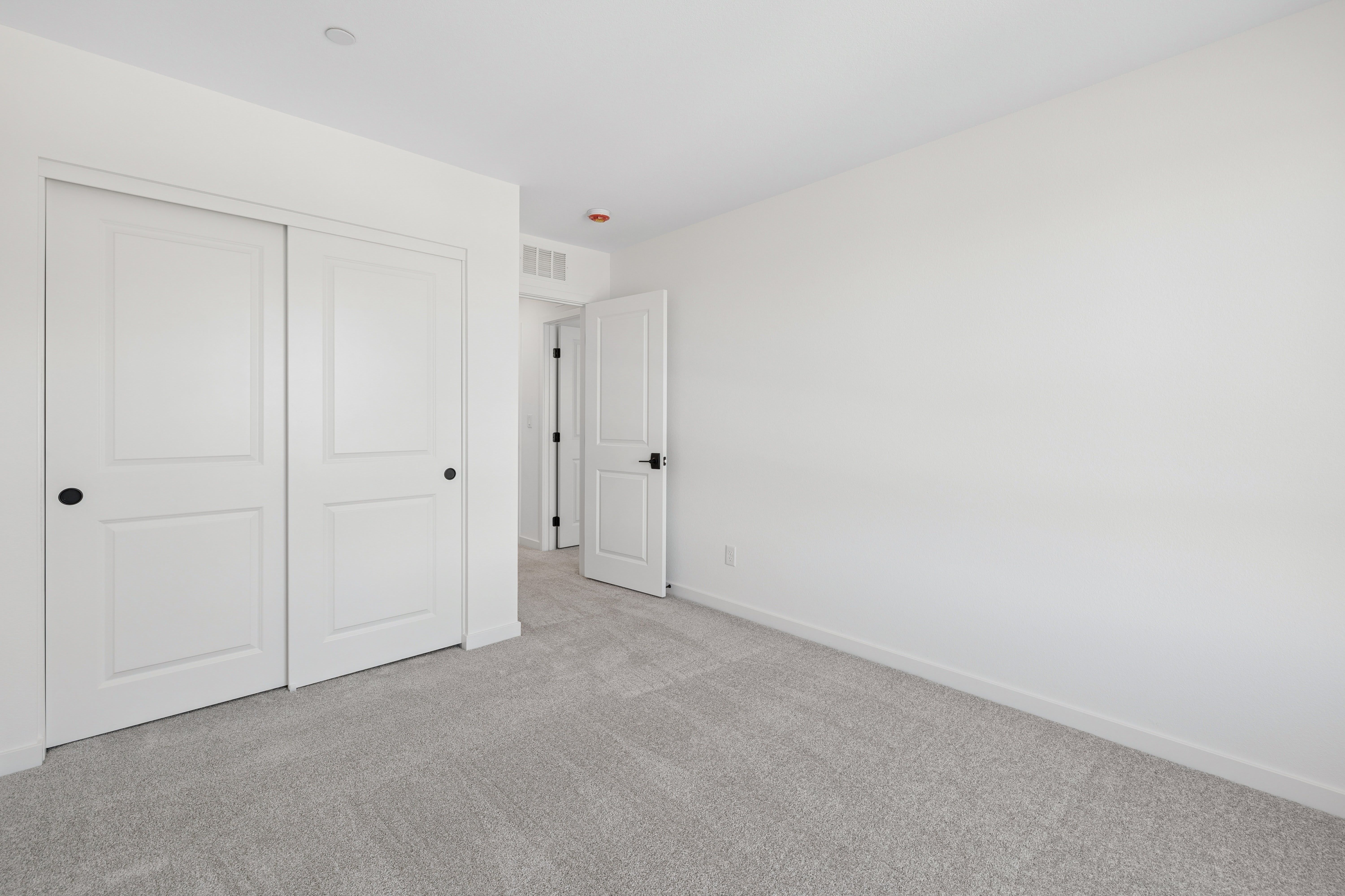 4285 PARK EDGE COURT
