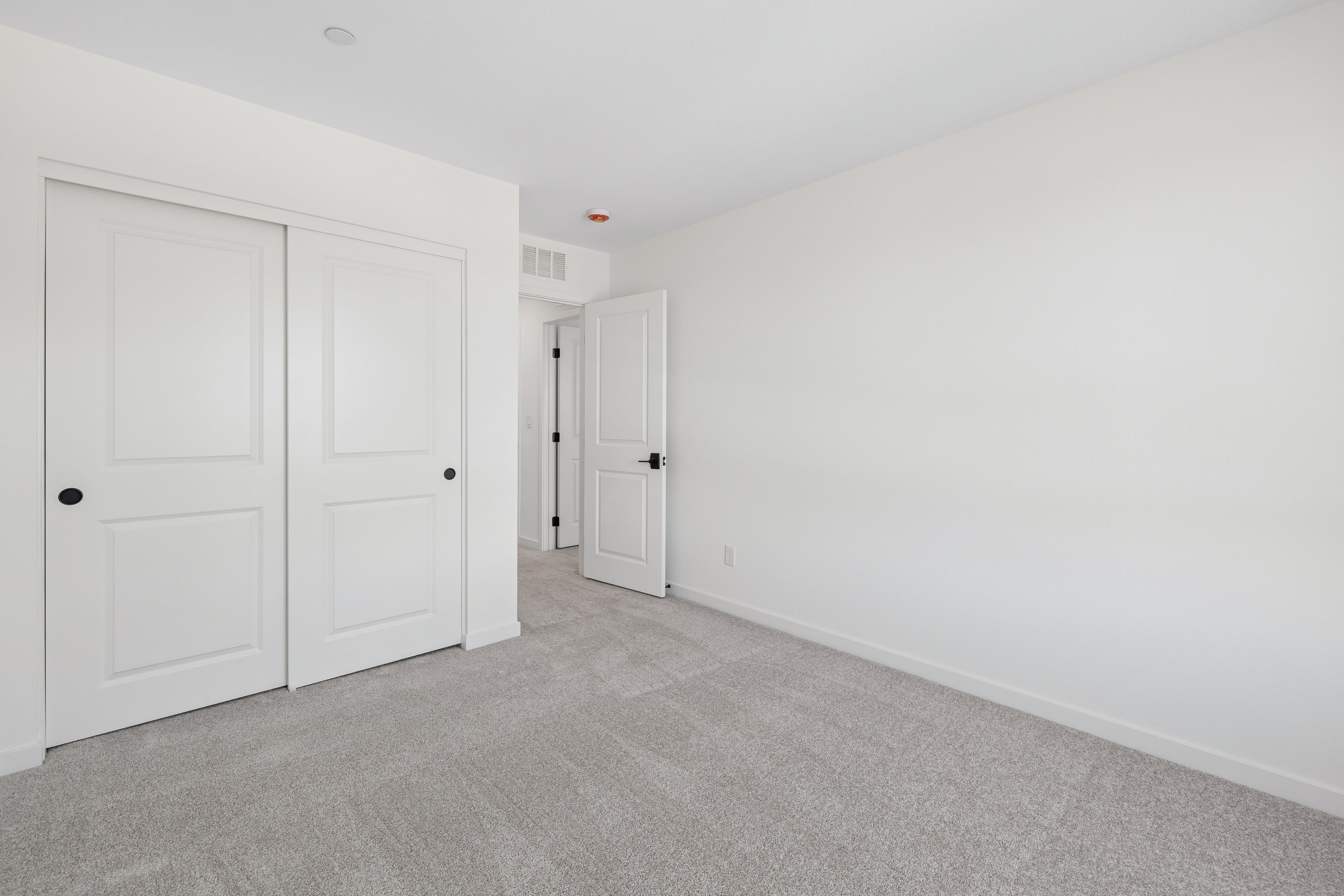 4285 PARK EDGE COURT