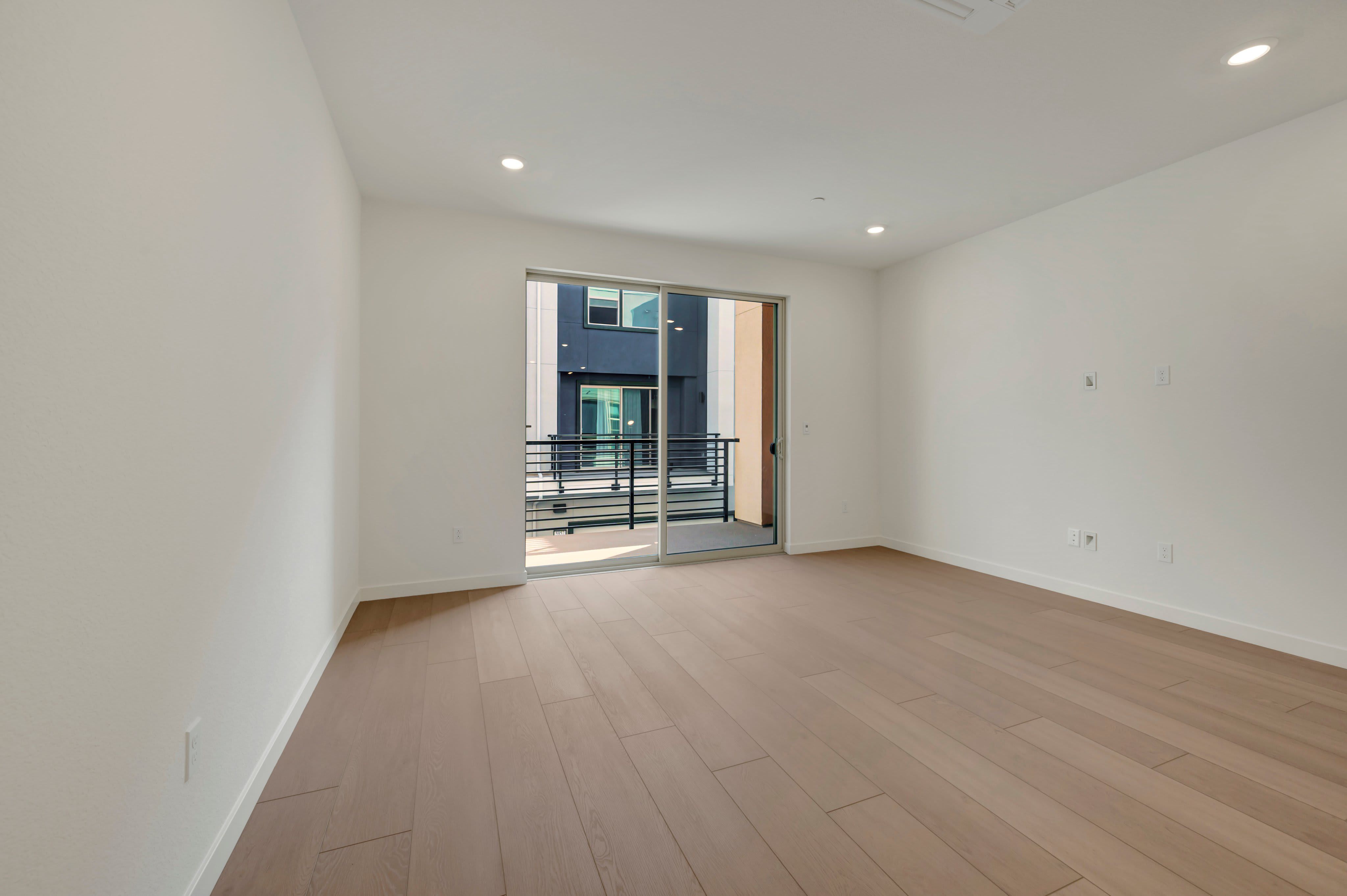 5956 Virtual Court