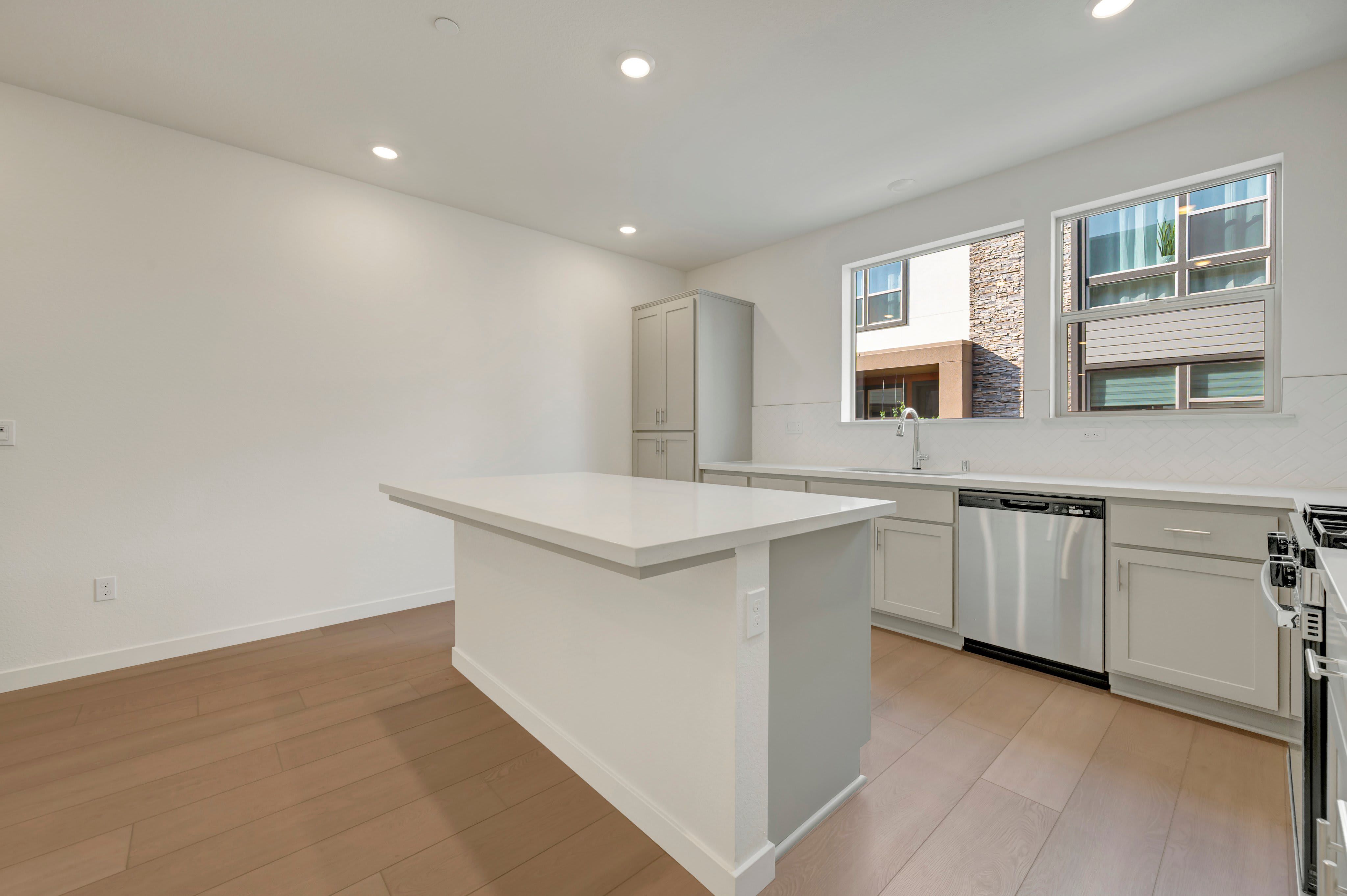 5956 Virtual Court