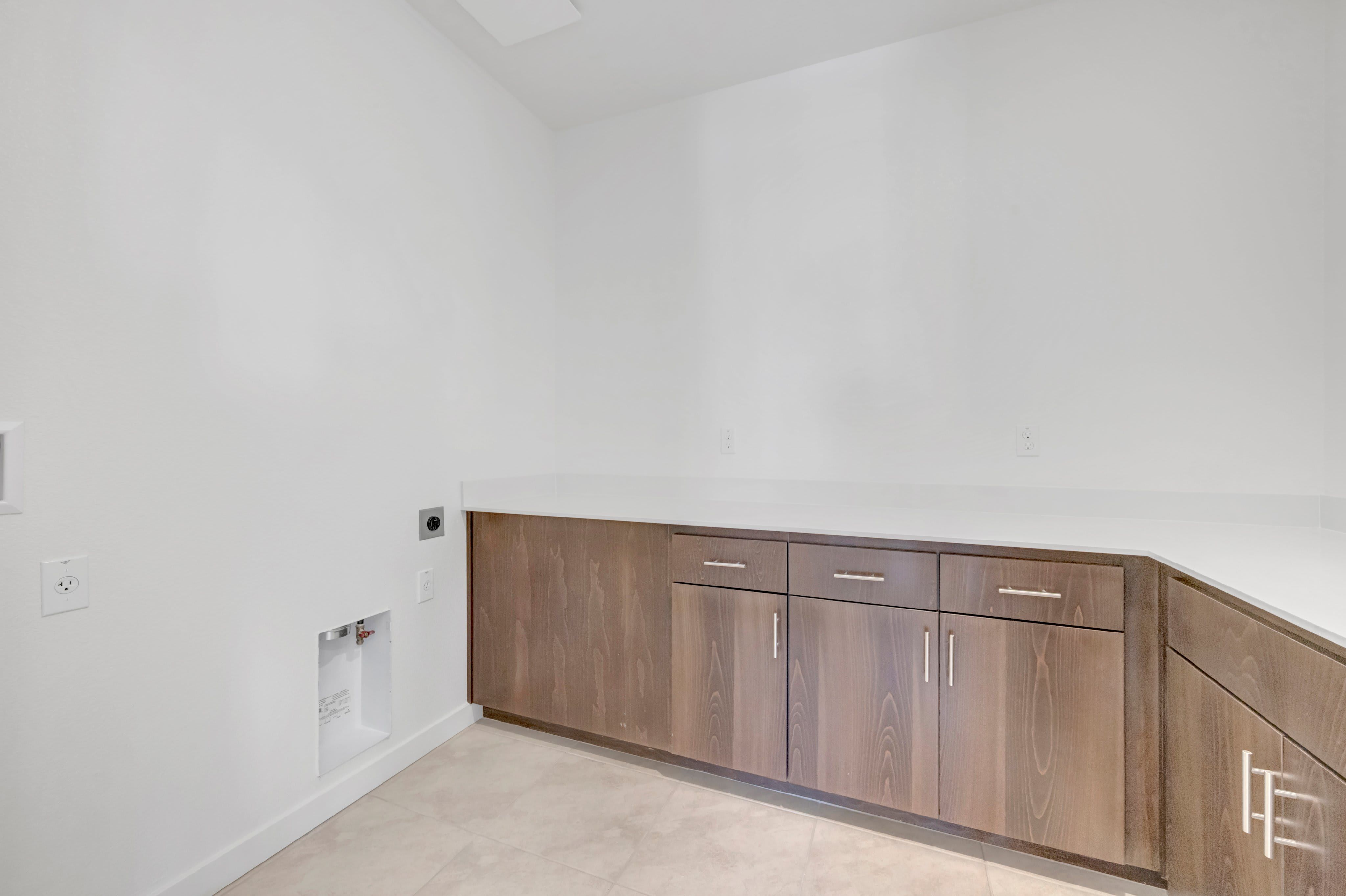 2554 Lavender Place