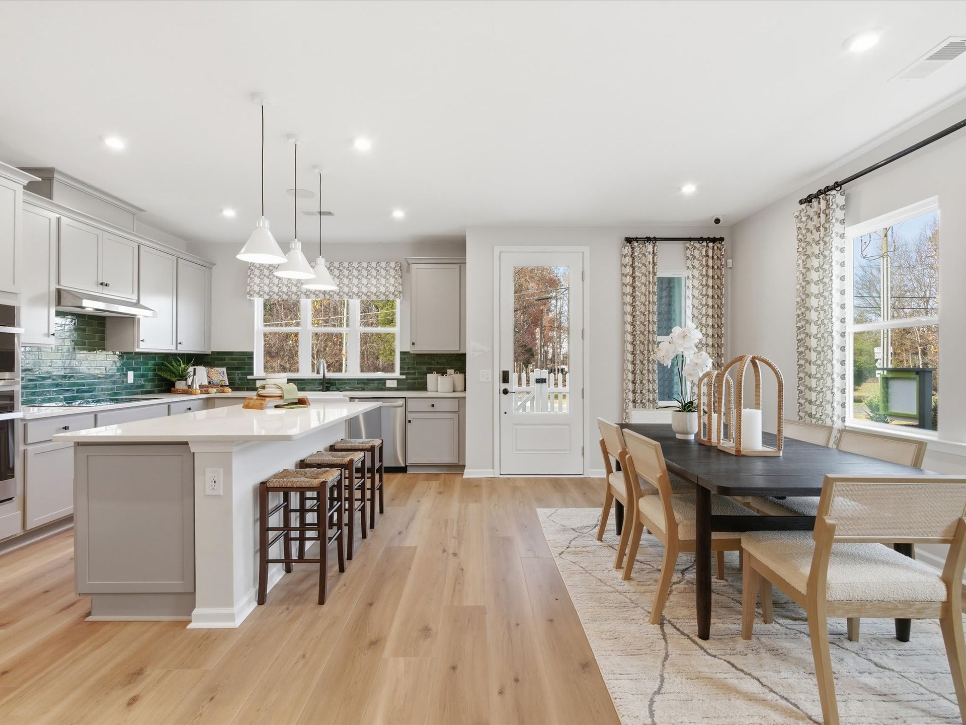 8312 Discovery Lane