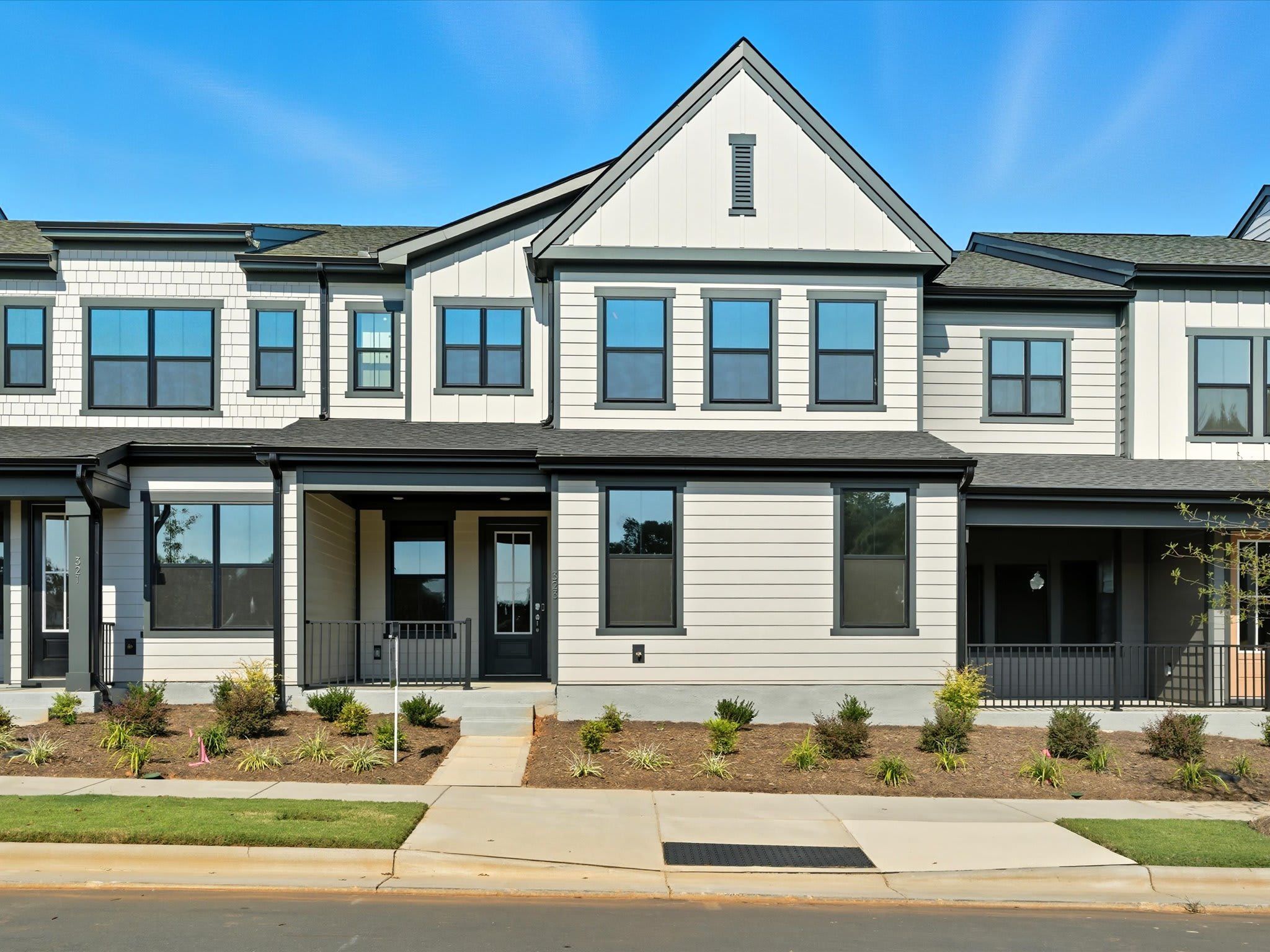 323 Ardmore Dr