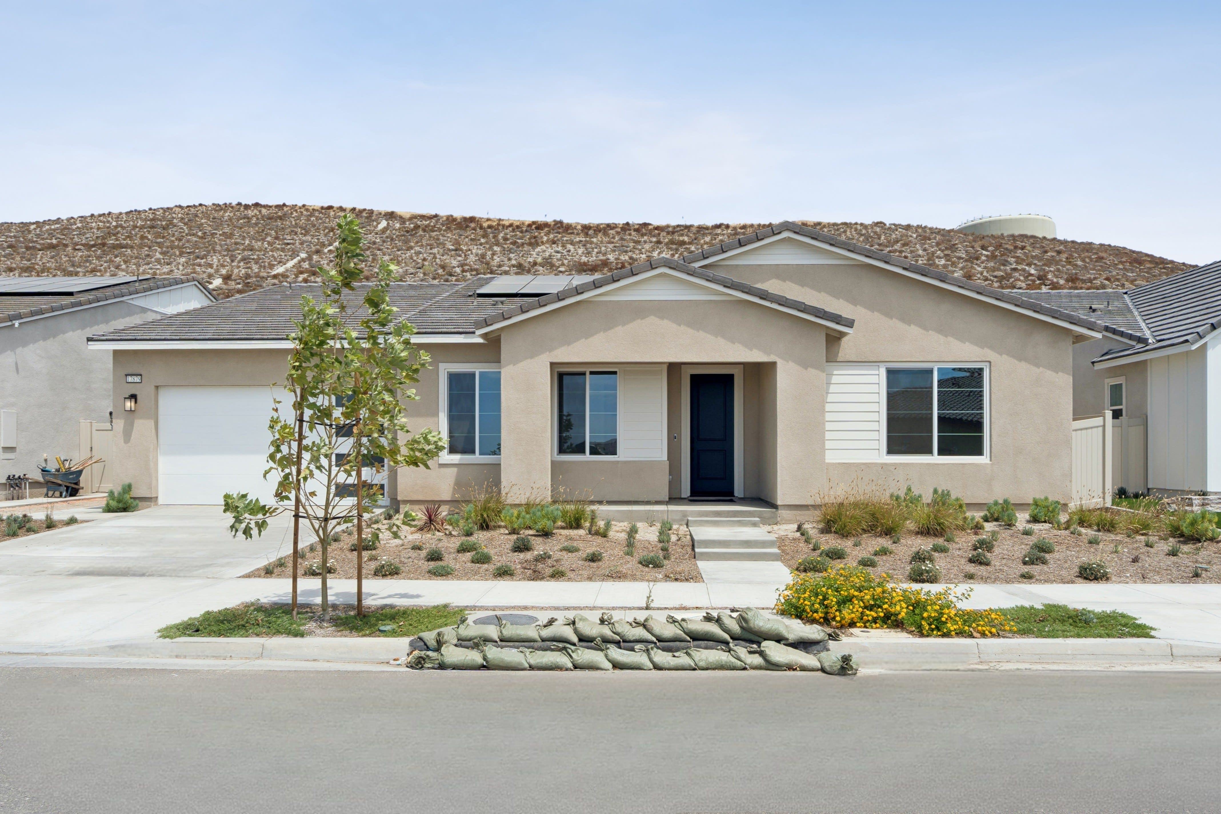 17879 Cirrus Drive | HS 157