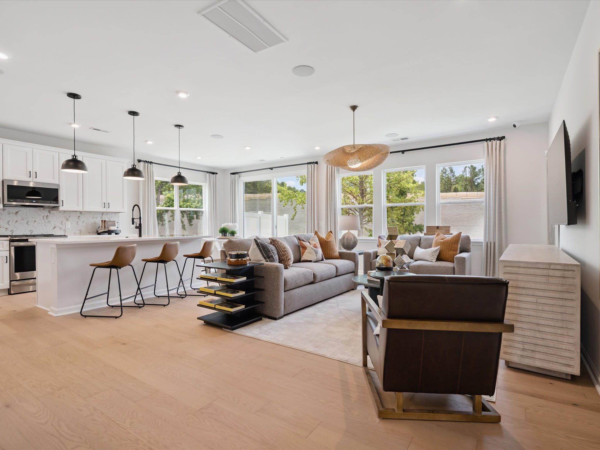 711 Bowery Place (Mayes)