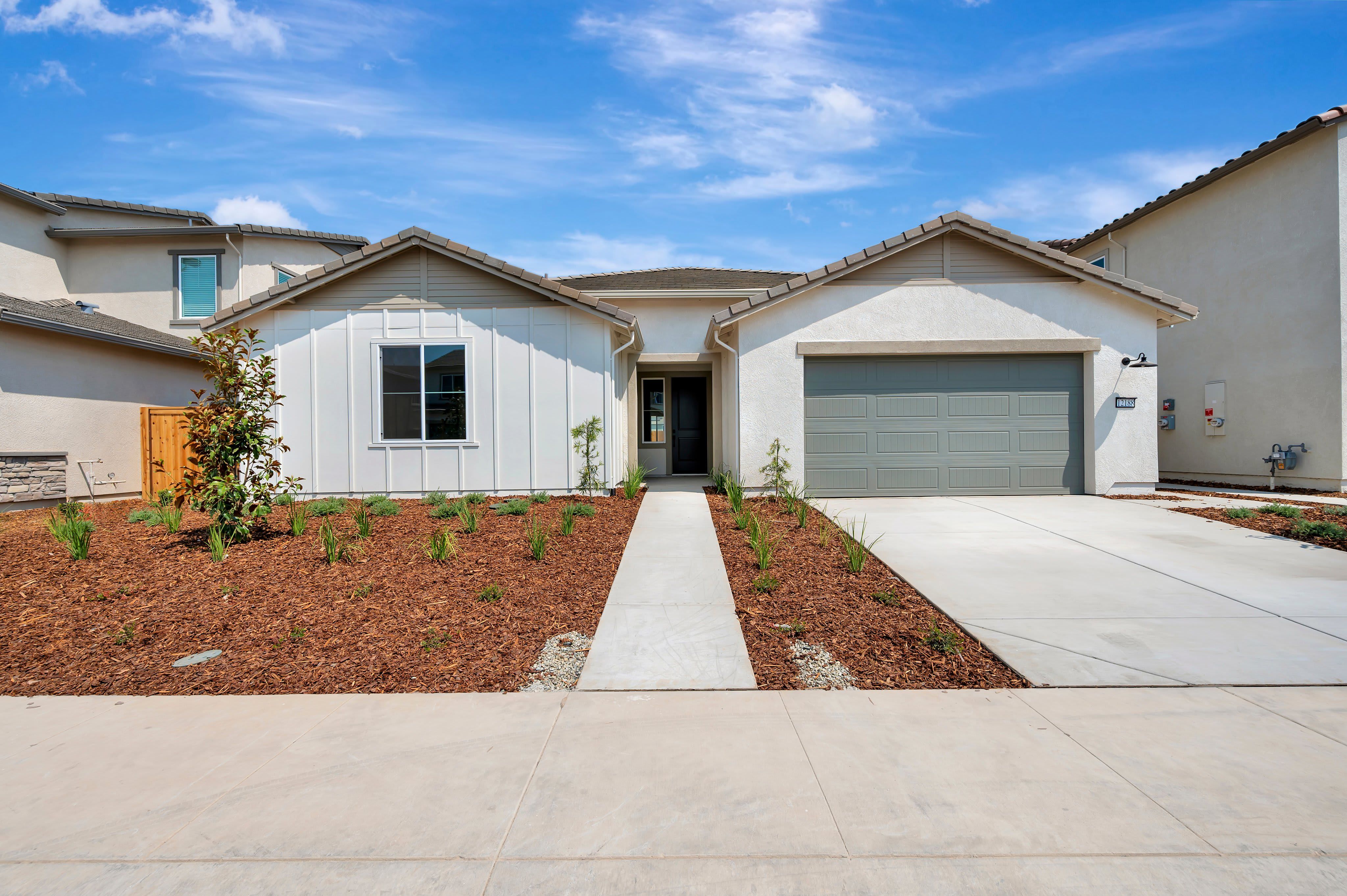 12188 Blue Indigo Cir