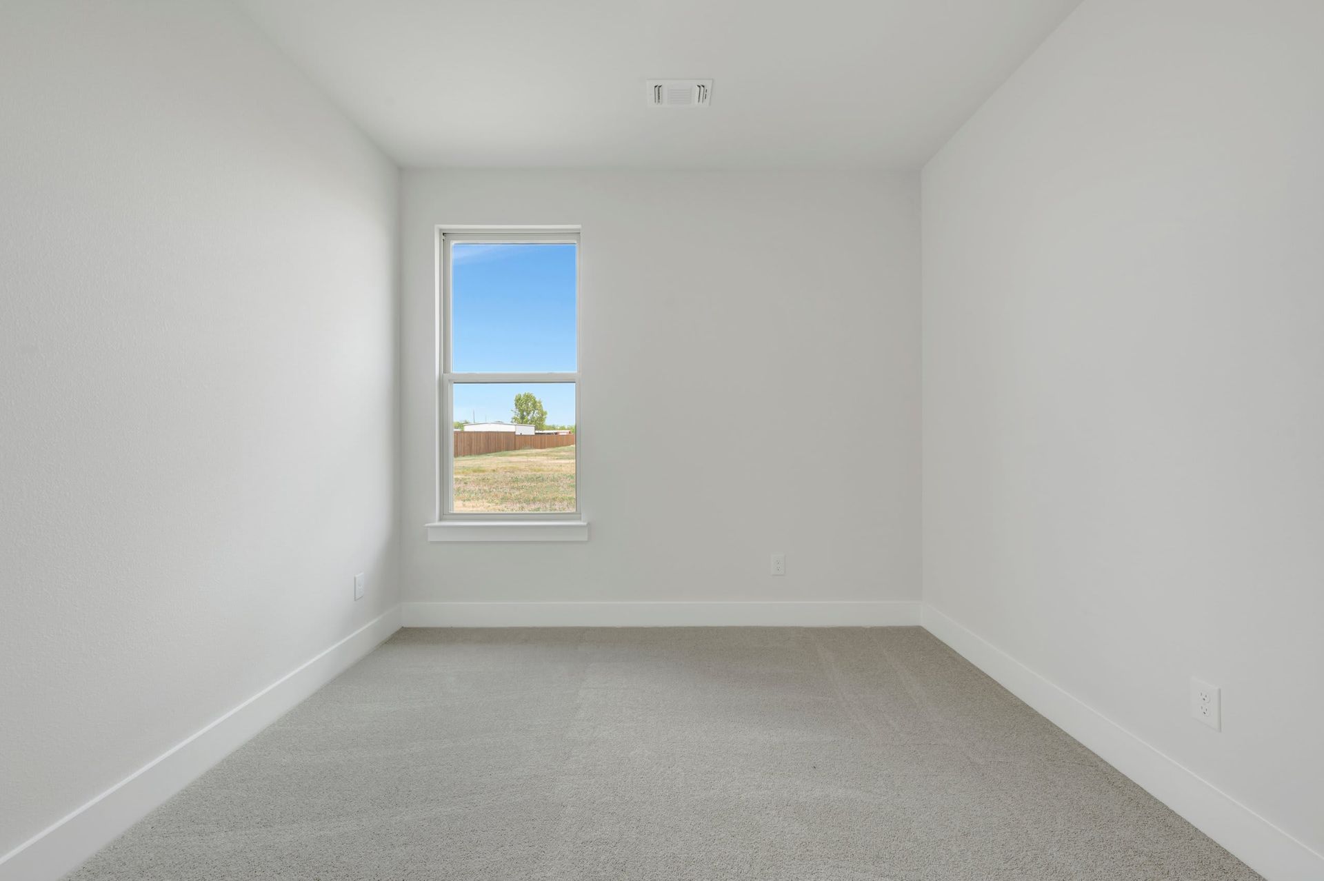 1733 Nesting Robin Lane
