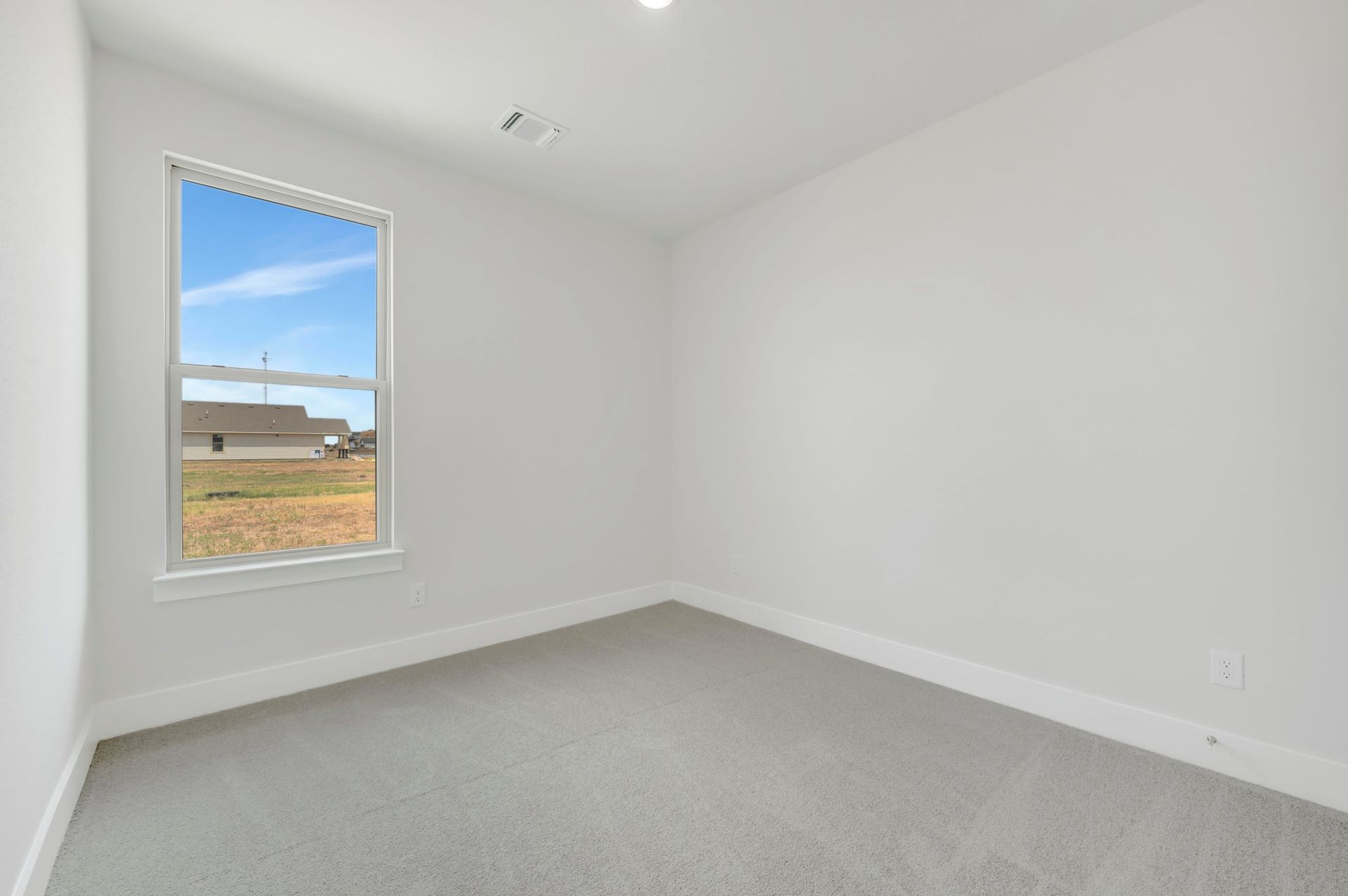 1733 Nesting Robin Lane