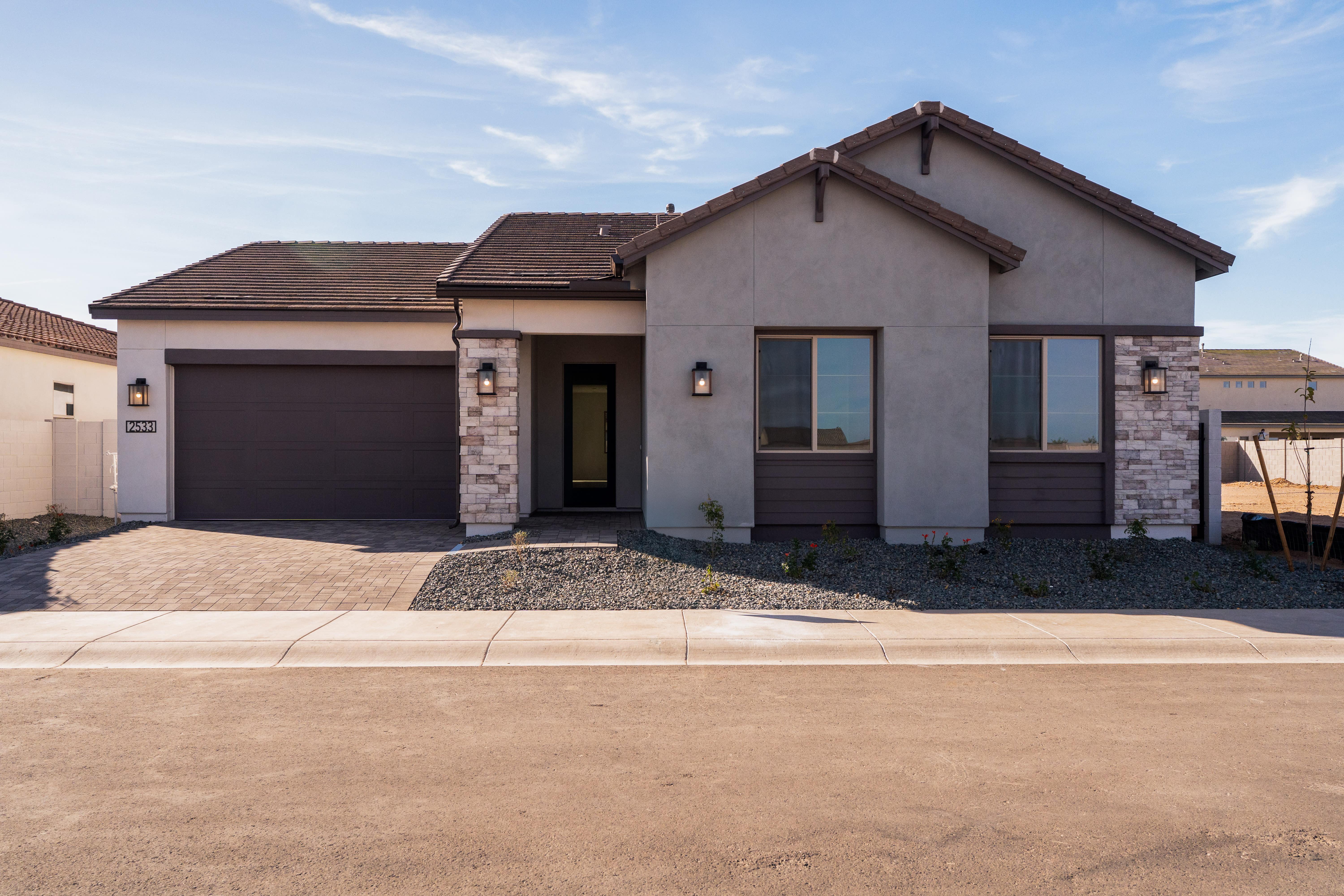 2533 E ALFONSO DR (Dahlia Plan 5006)