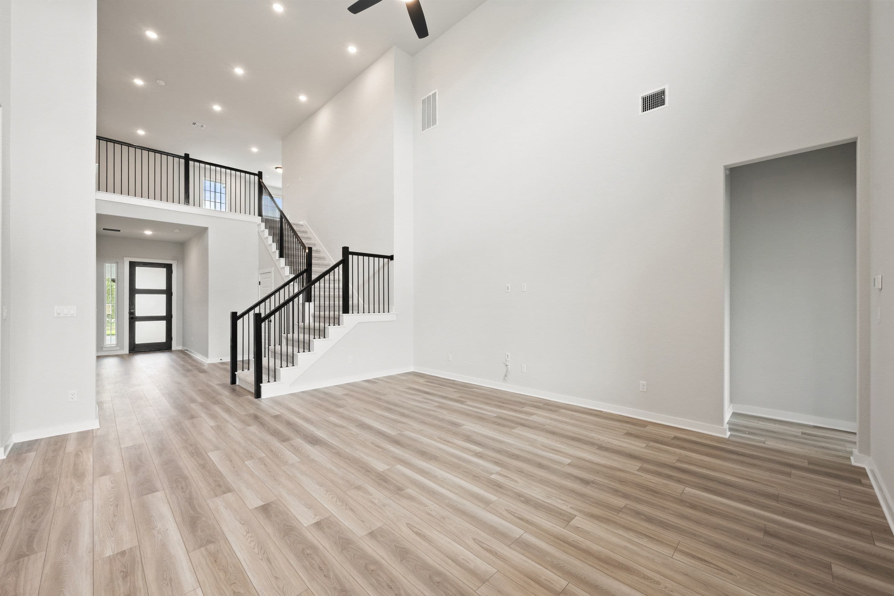 10720 Worth Lane