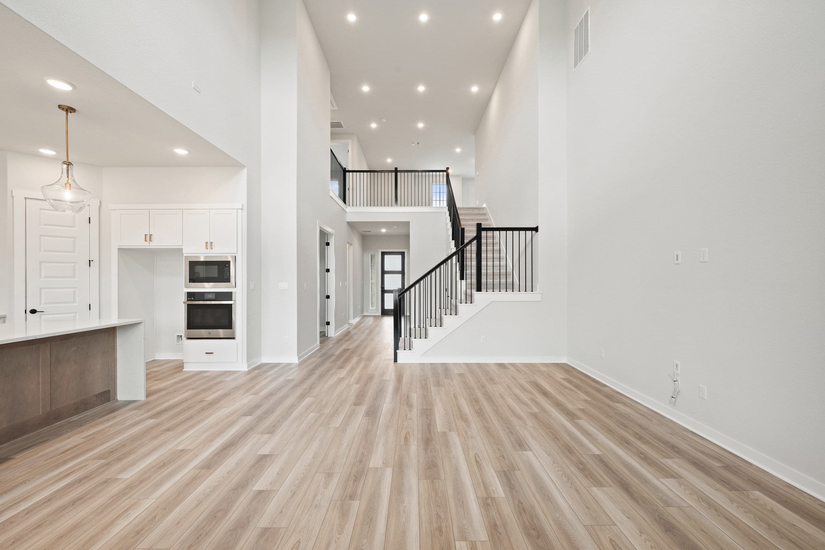 10720 Worth Lane