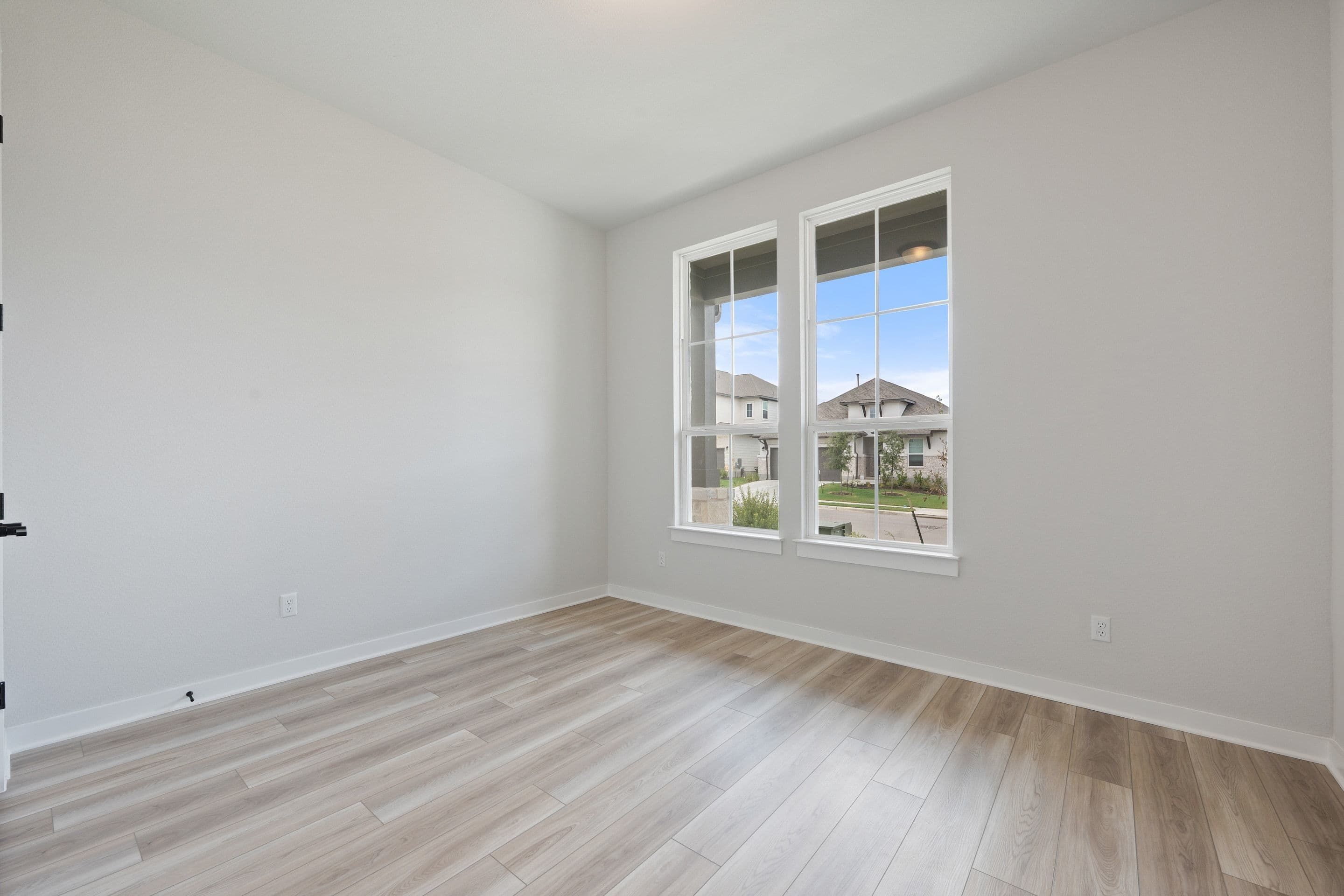 10720 Worth Lane