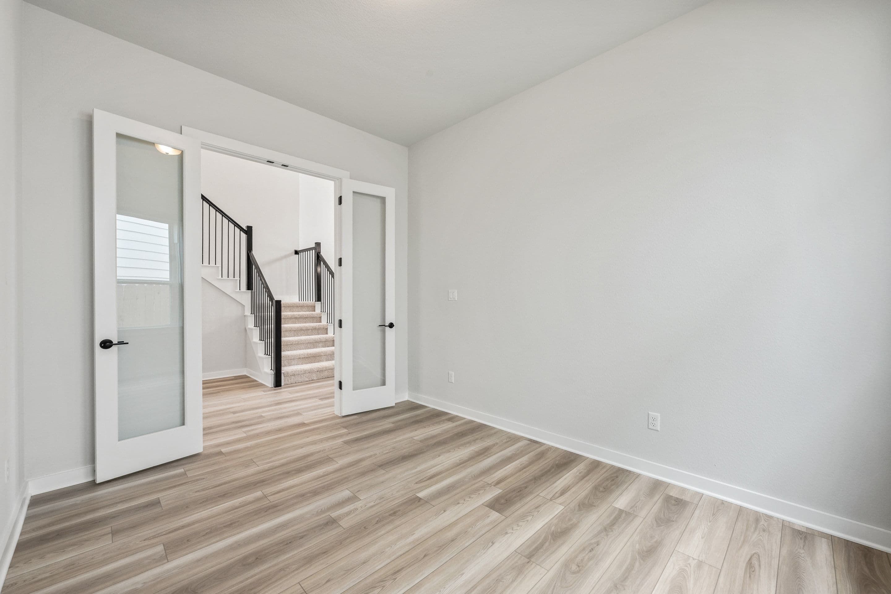 10720 Worth Lane