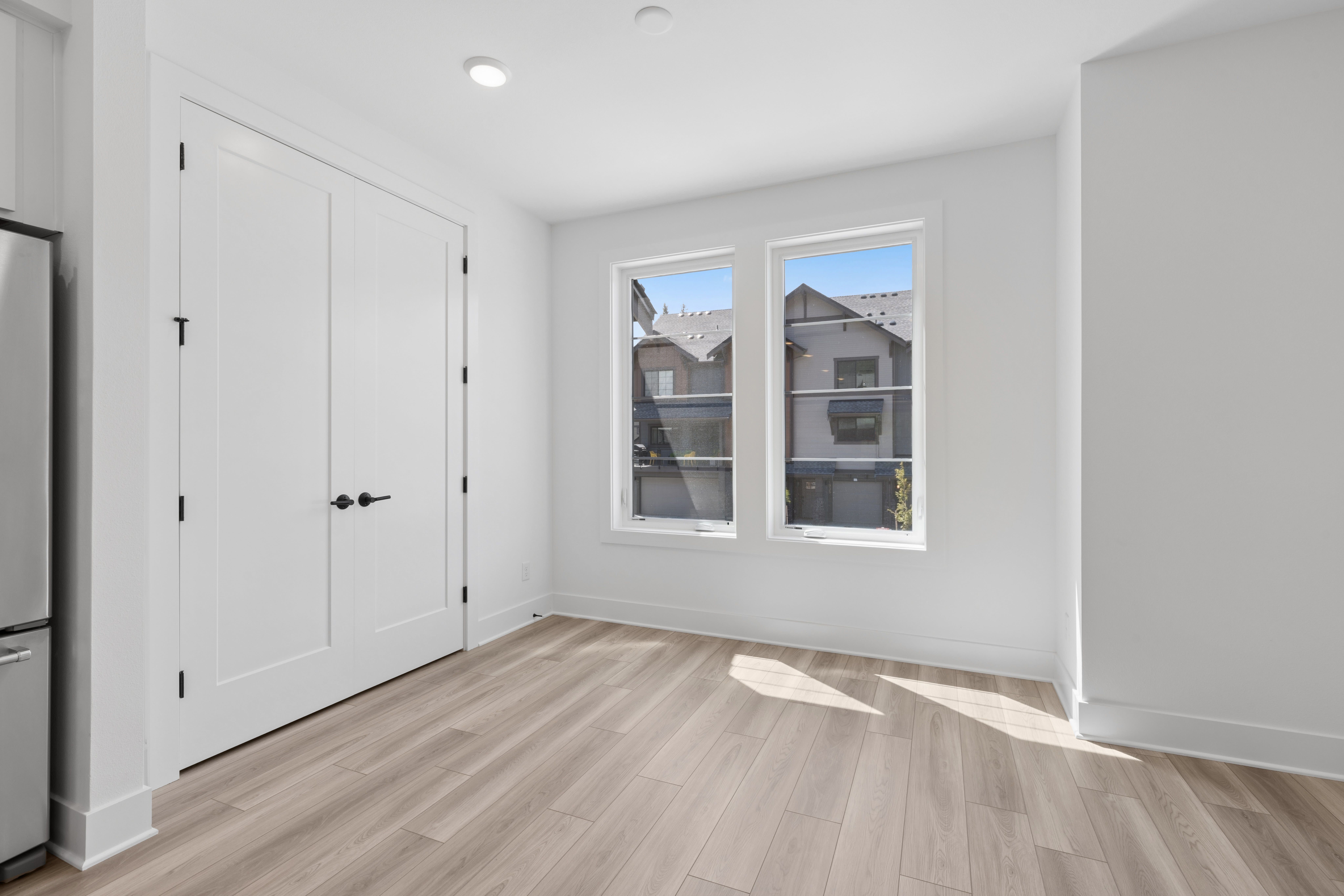 1952 SE 12th St