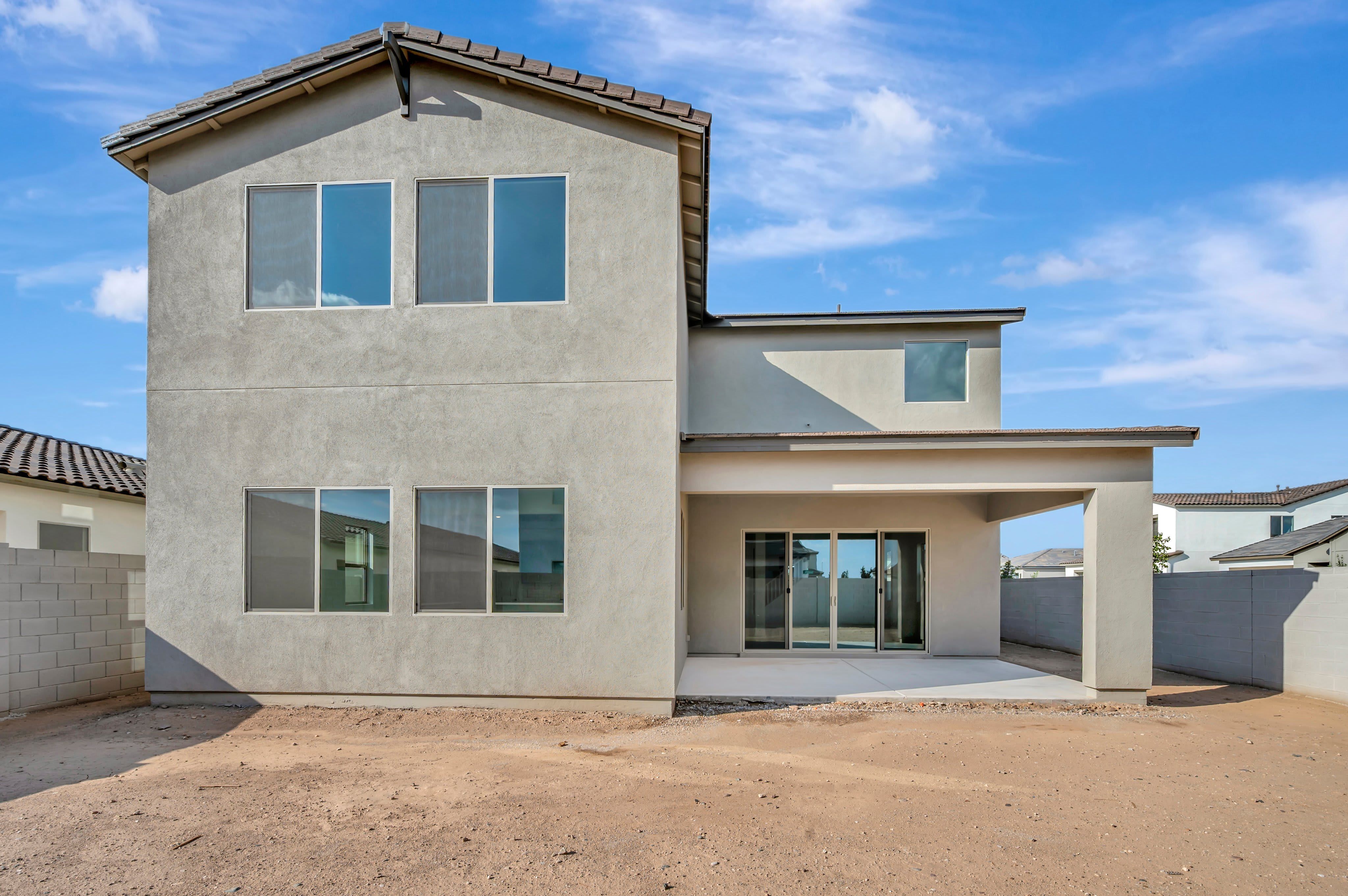 2405 E LECCINO DR